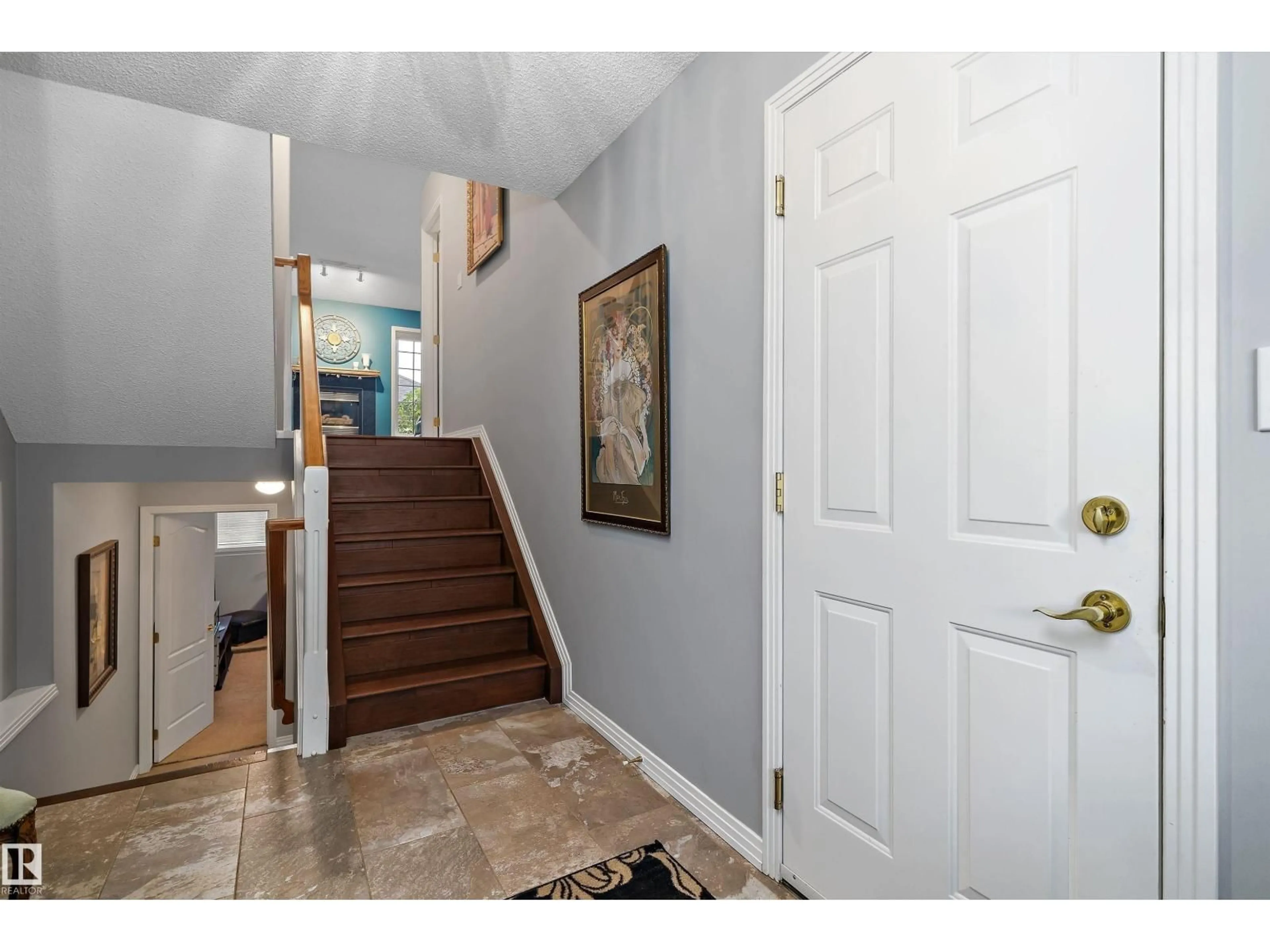 Indoor entryway for #2 - 40 CRANFORD WY, Sherwood Park Alberta T8H2A9