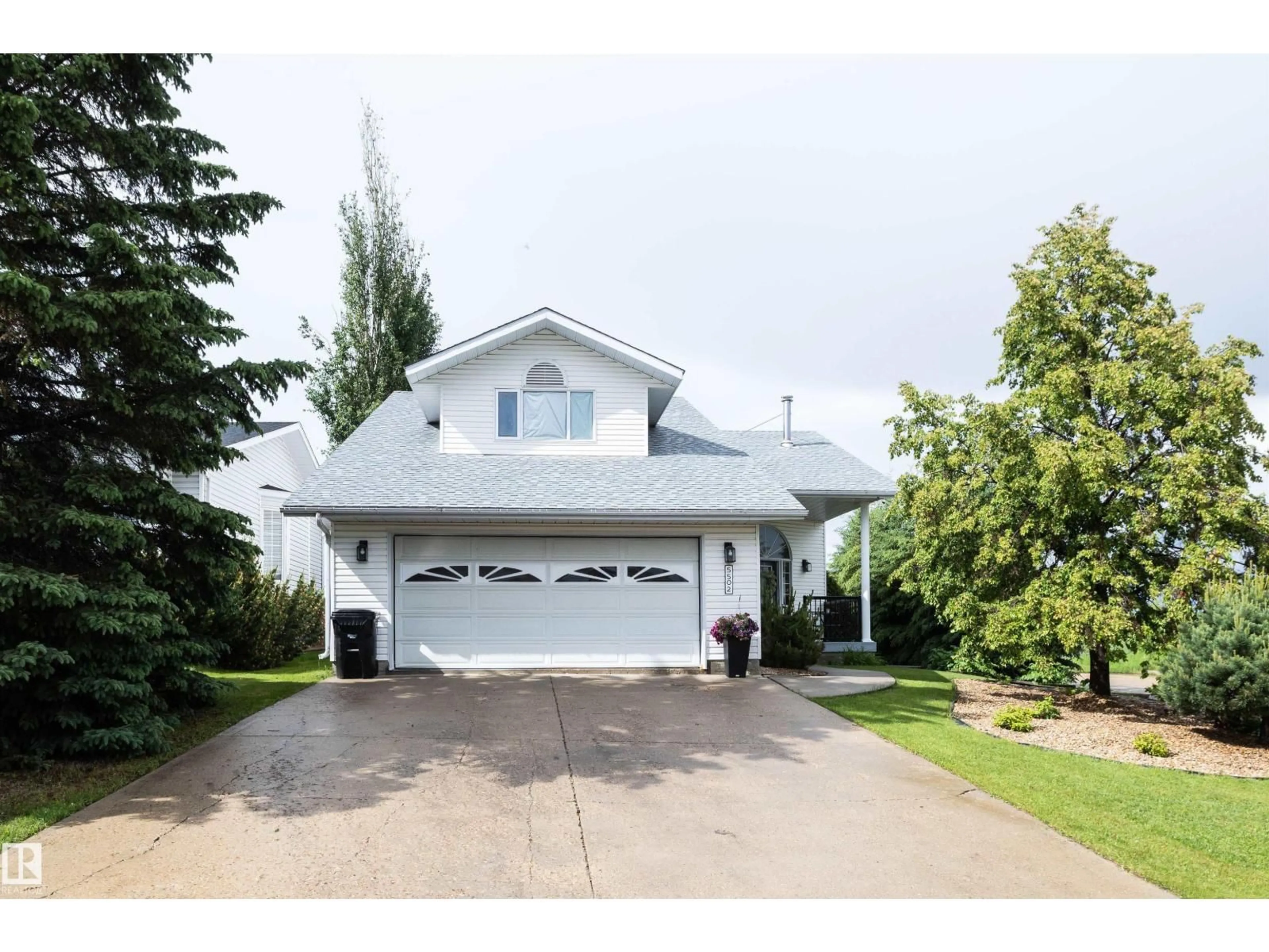 Unknown for 5502 60 AV, Barrhead Alberta T7N1E1