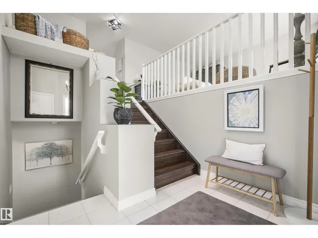 75 CHARLTON CR, Sherwood Park 2