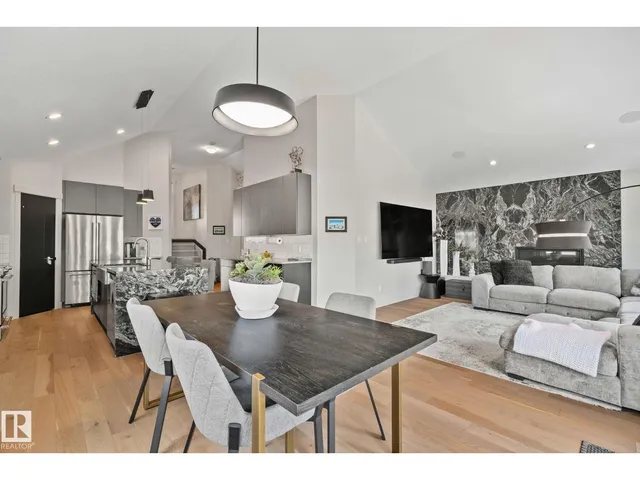 NW - 9724 223 ST, Edmonton 5