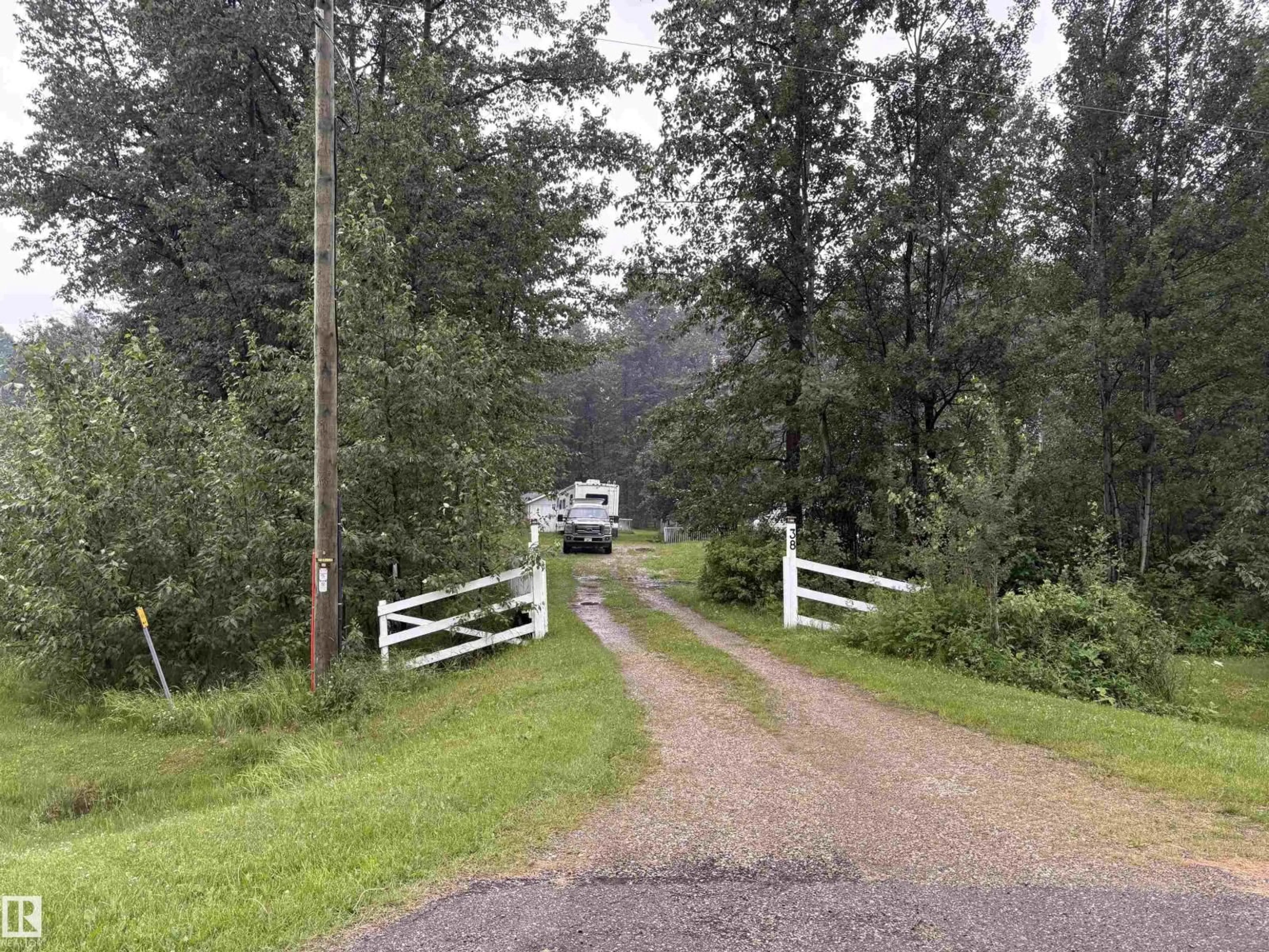 Shed for 38 54120 RGE ROAD 12, Rural Parkland County Alberta T7Y0A5