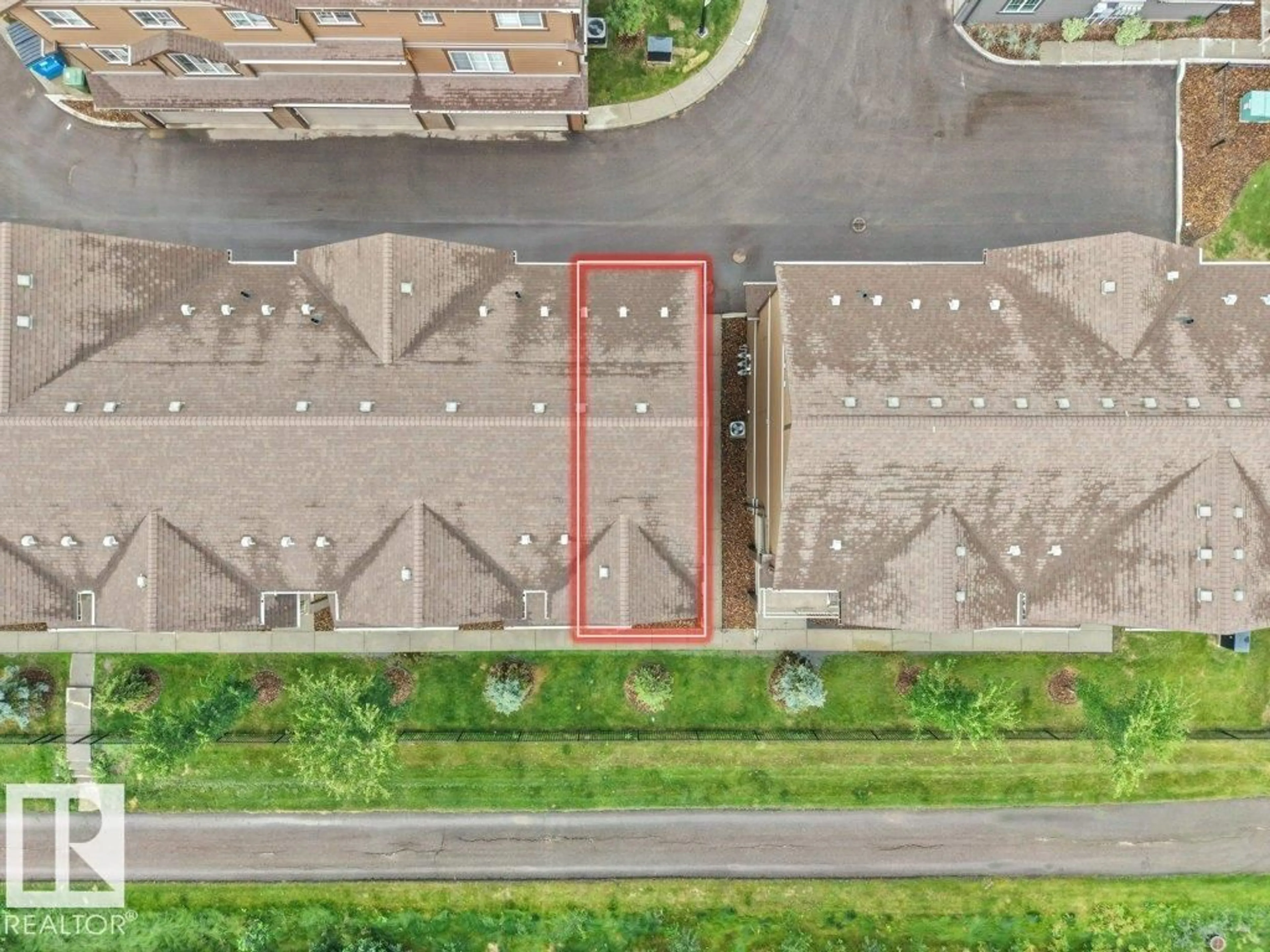 A pic from outside/outdoor area/front of a property/back of a property/a pic from drone, building for #32 - 1005 GRAYDON HILL BV, Edmonton Alberta T6W3J5