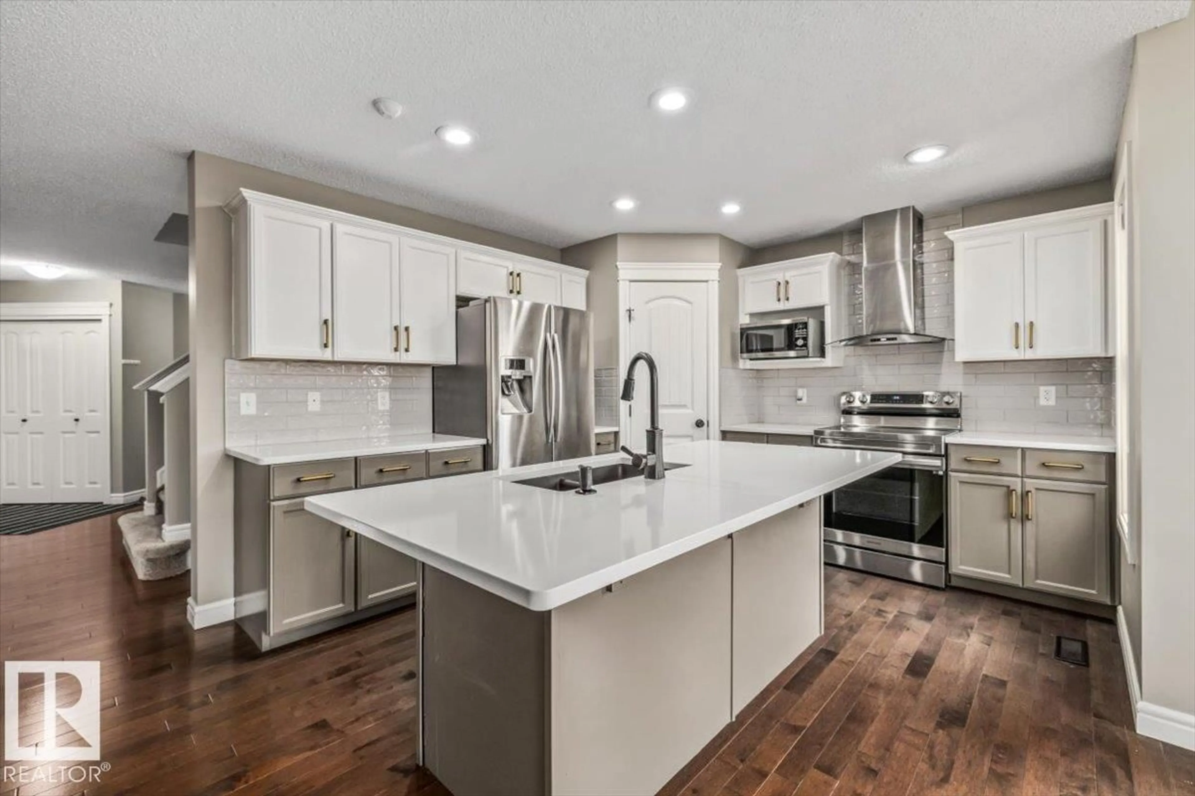 Open concept kitchen, unknown for SW - 1416 56 ST, Edmonton Alberta T6X1R5