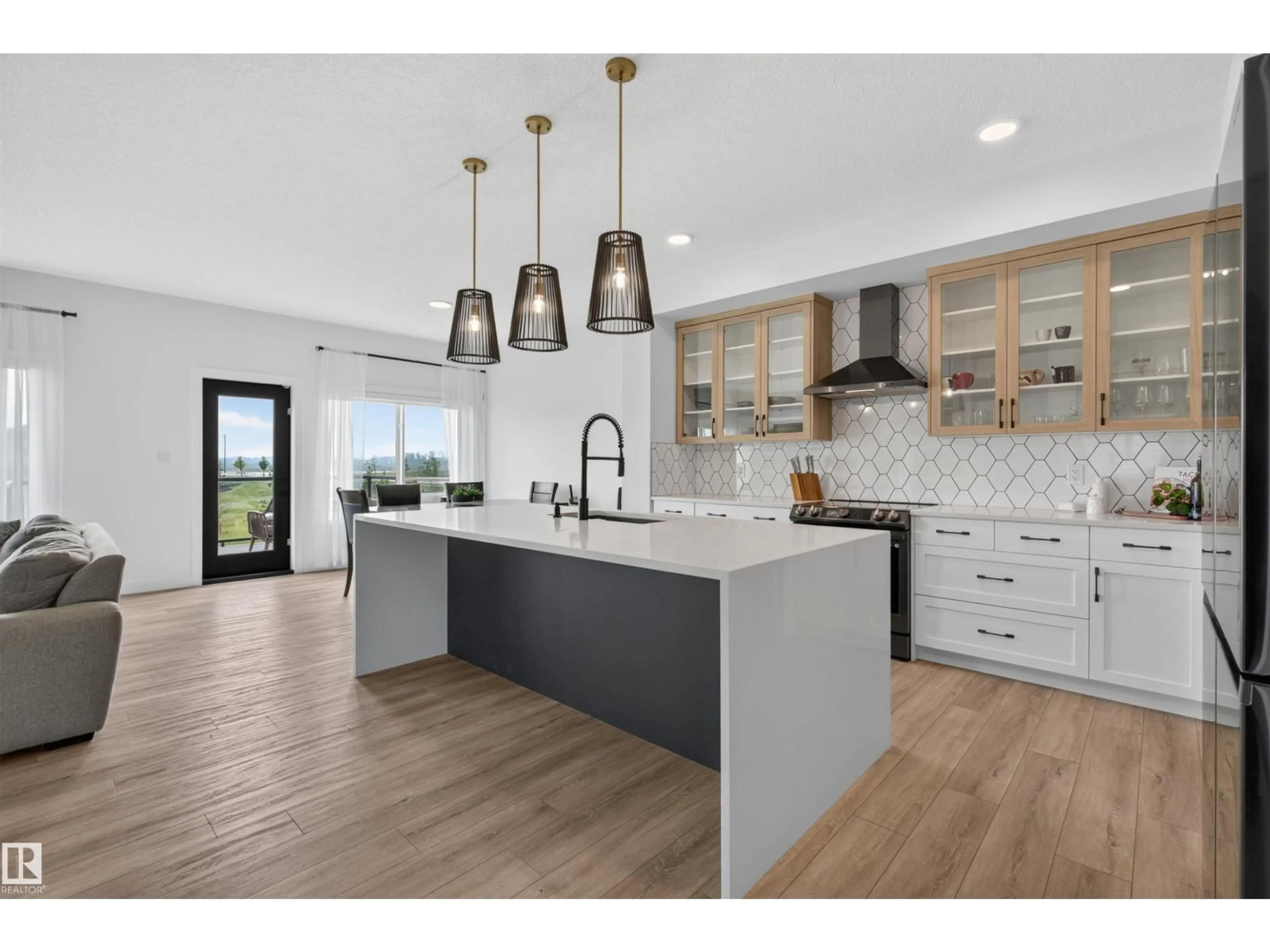 Open concept kitchen, unknown for 19147 22 AV NW, Edmonton Alberta T6M1R1