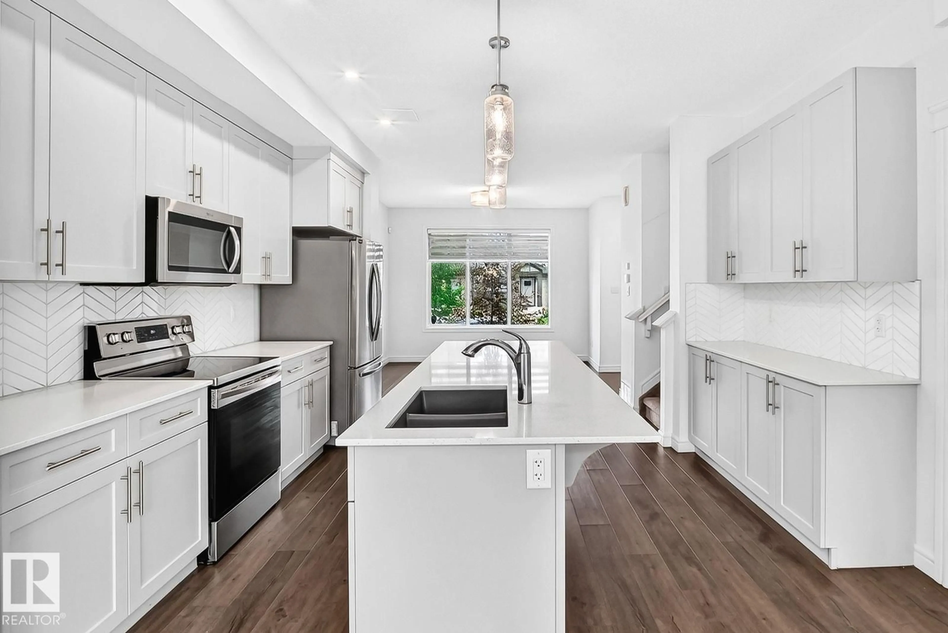 Open concept kitchen, unknown for 1261 ROSENTHAL BV, Edmonton Alberta T5T7N6