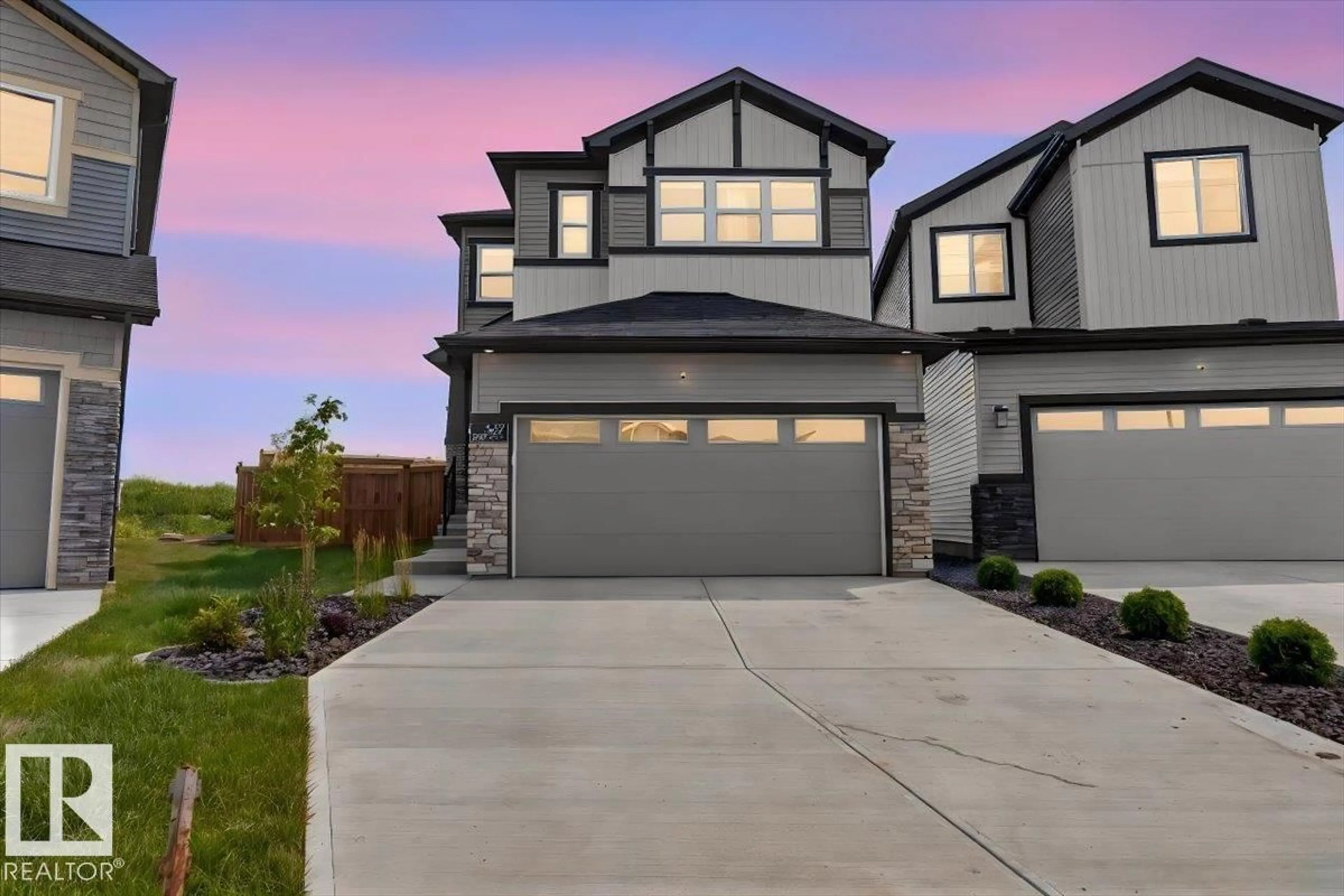 Unknown for 347 BLUFF COVE, Leduc Alberta T9E1S2