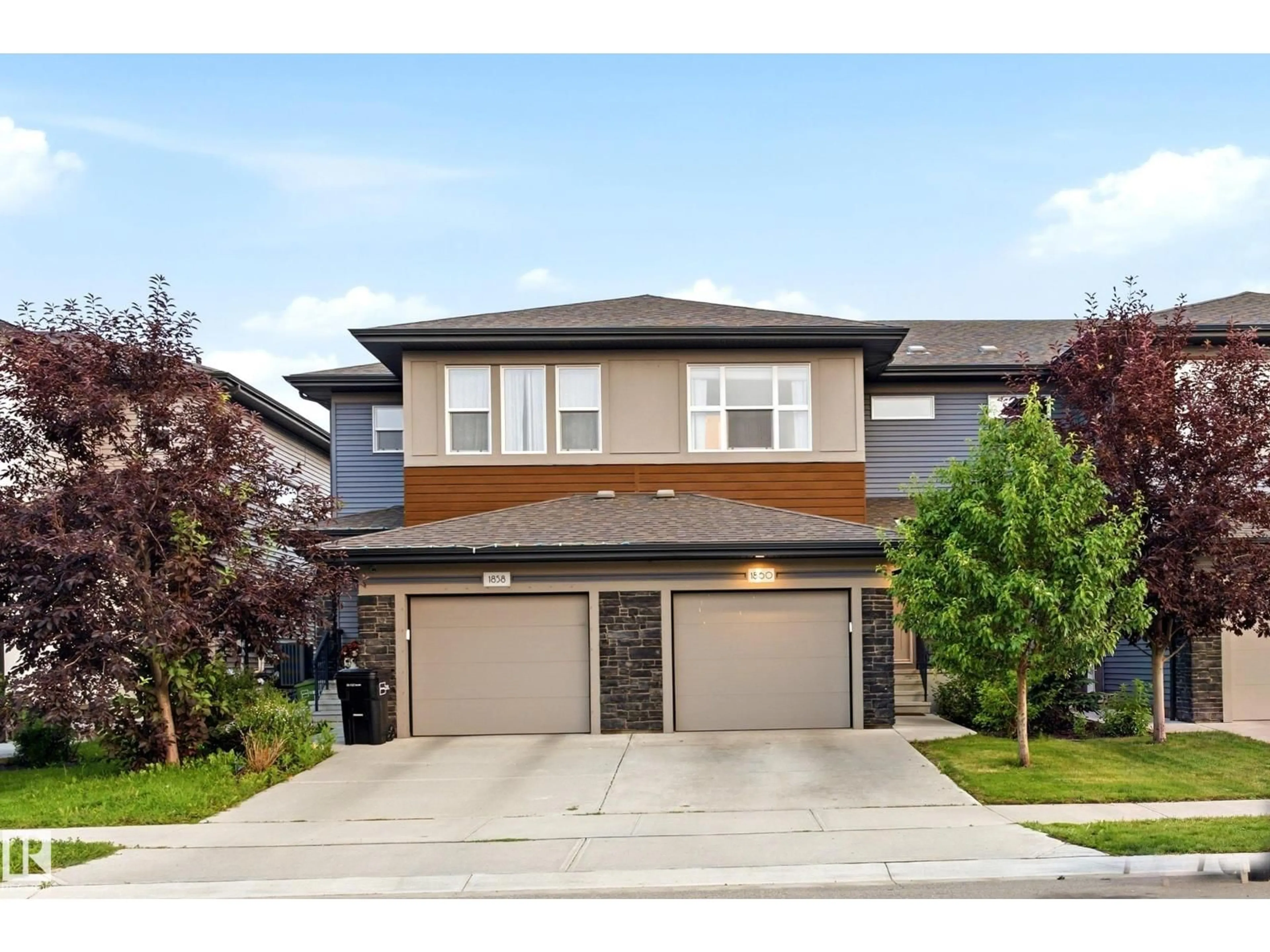 Home with vinyl exterior material, street for SW - 1860 KEENE CR, Edmonton Alberta T6W3W4