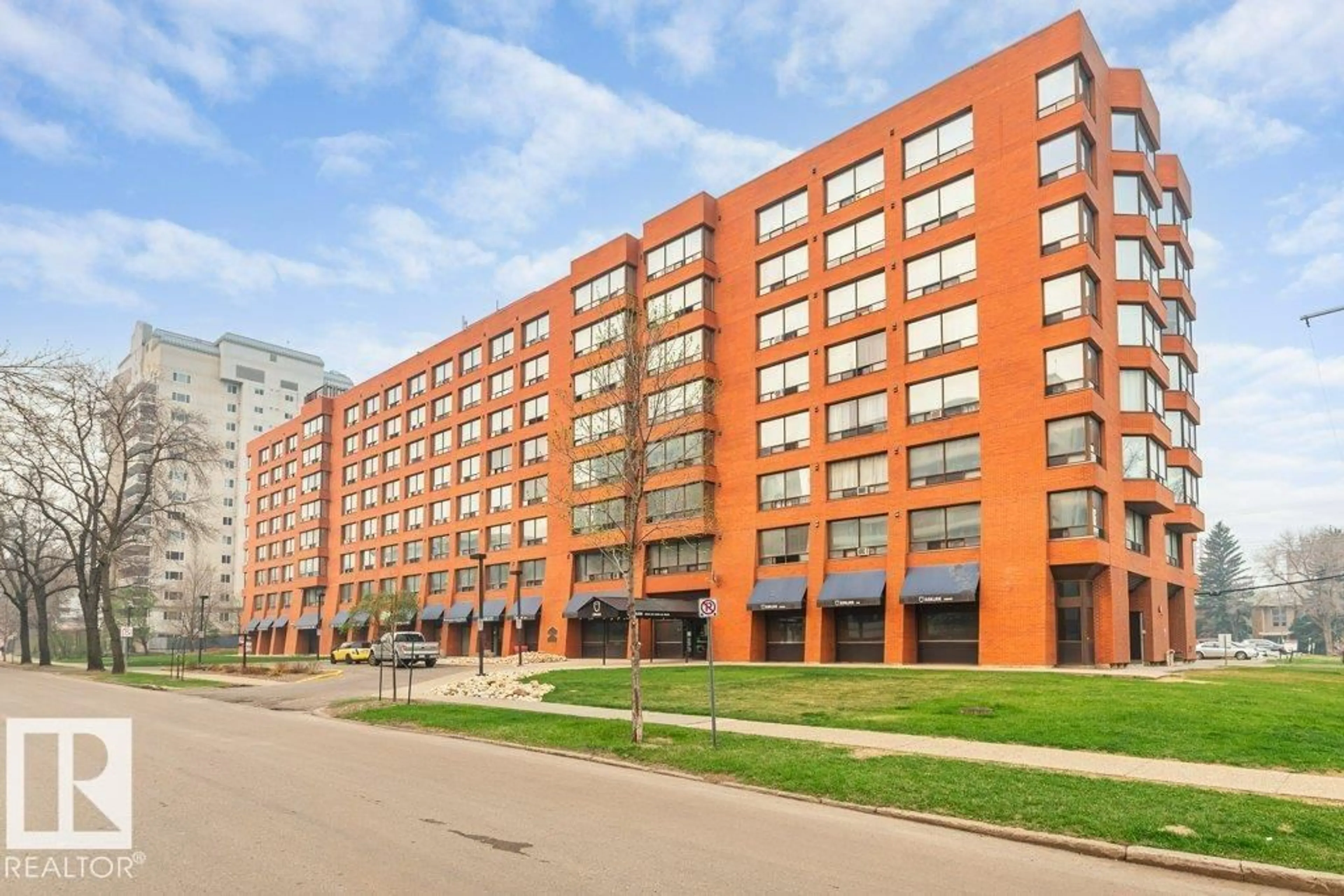 Patio, building for #327 - 10160 114 ST, Edmonton Alberta T5X2L2