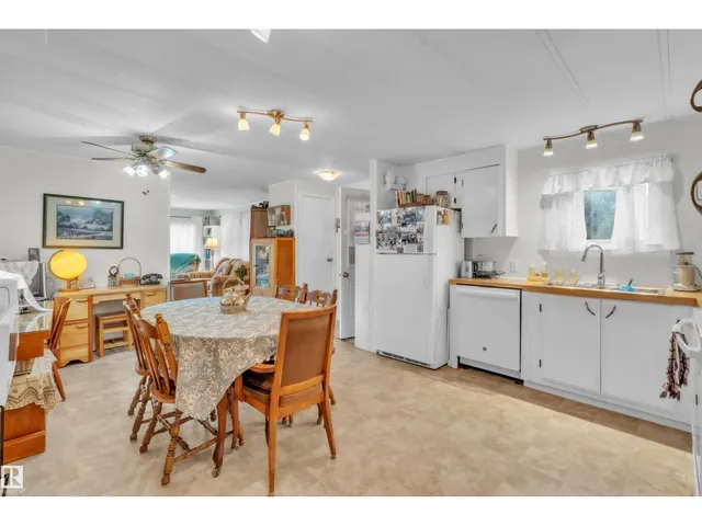 5301 52 ST, Cold Lake 4