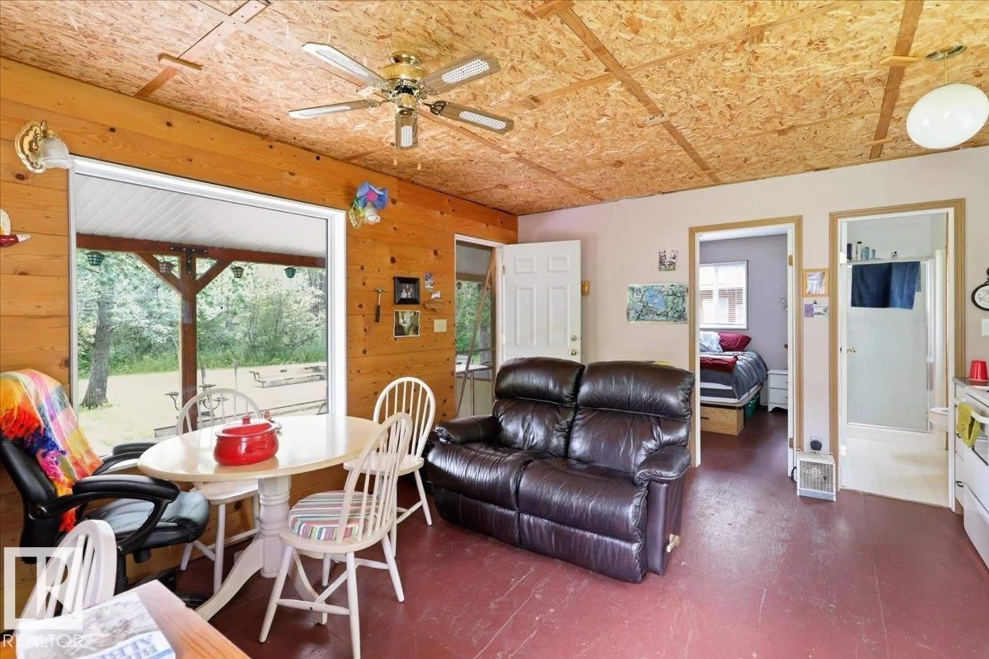 Unknown for 1301 GLEN HAVEN CR, Rural Wetaskiwin County Alberta T0C2C0