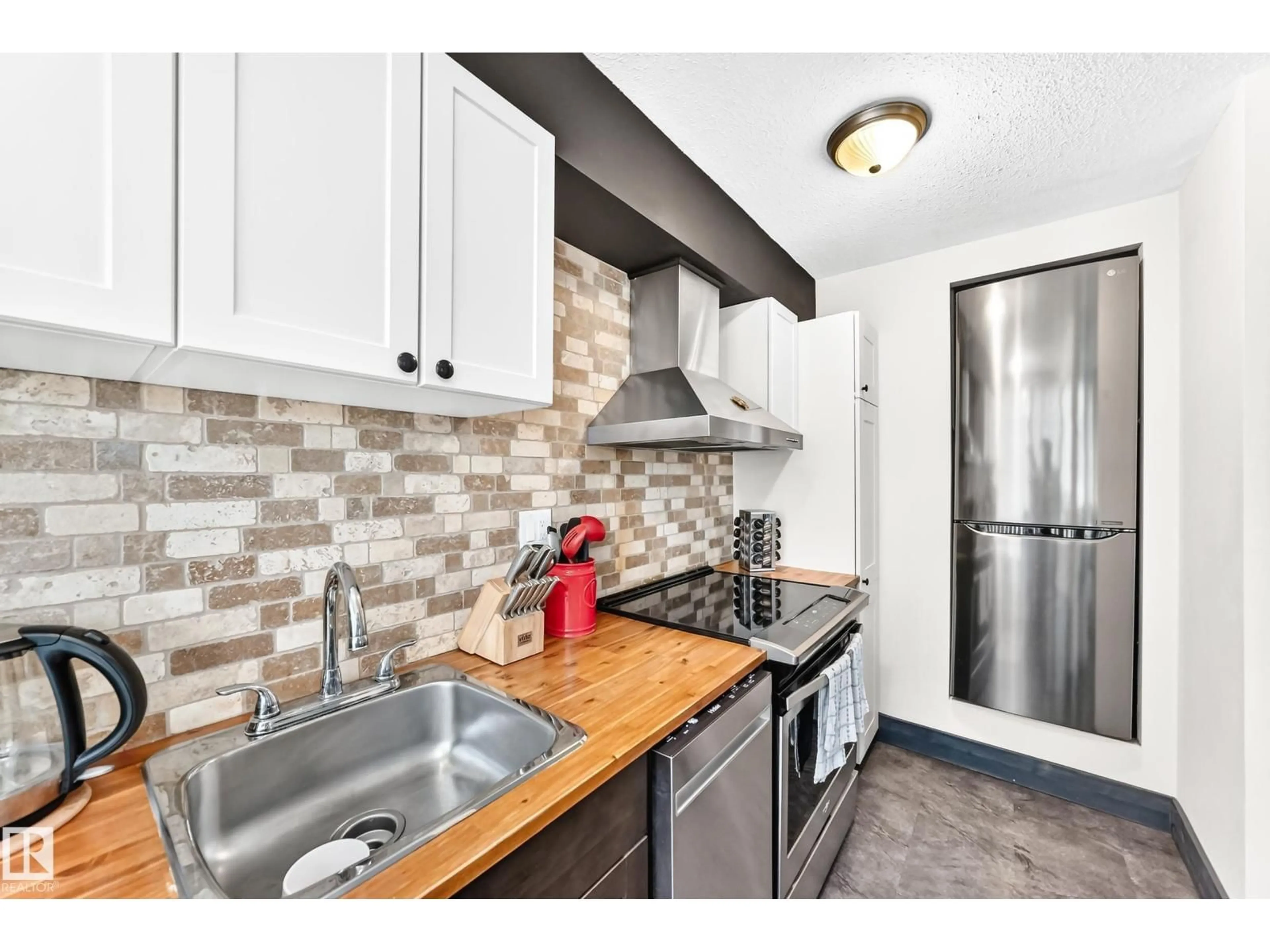 Standard kitchen, ceramic/tile floor for #230 - 10160 114 ST, Edmonton Alberta T5K2L2