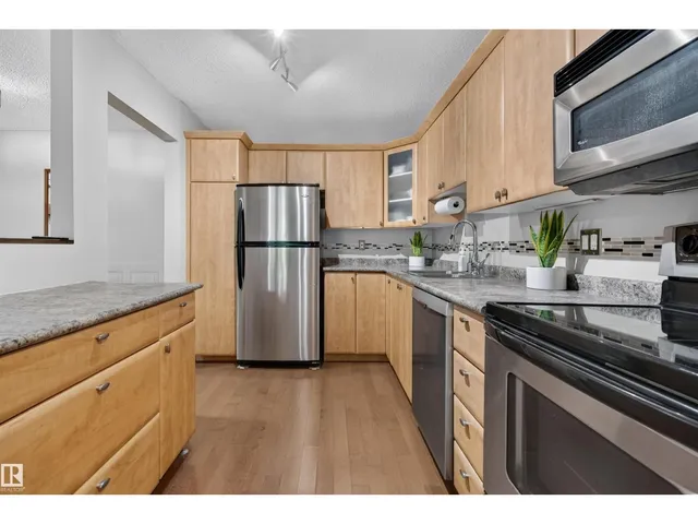 #302 - 11020 19 AV, Edmonton 5
