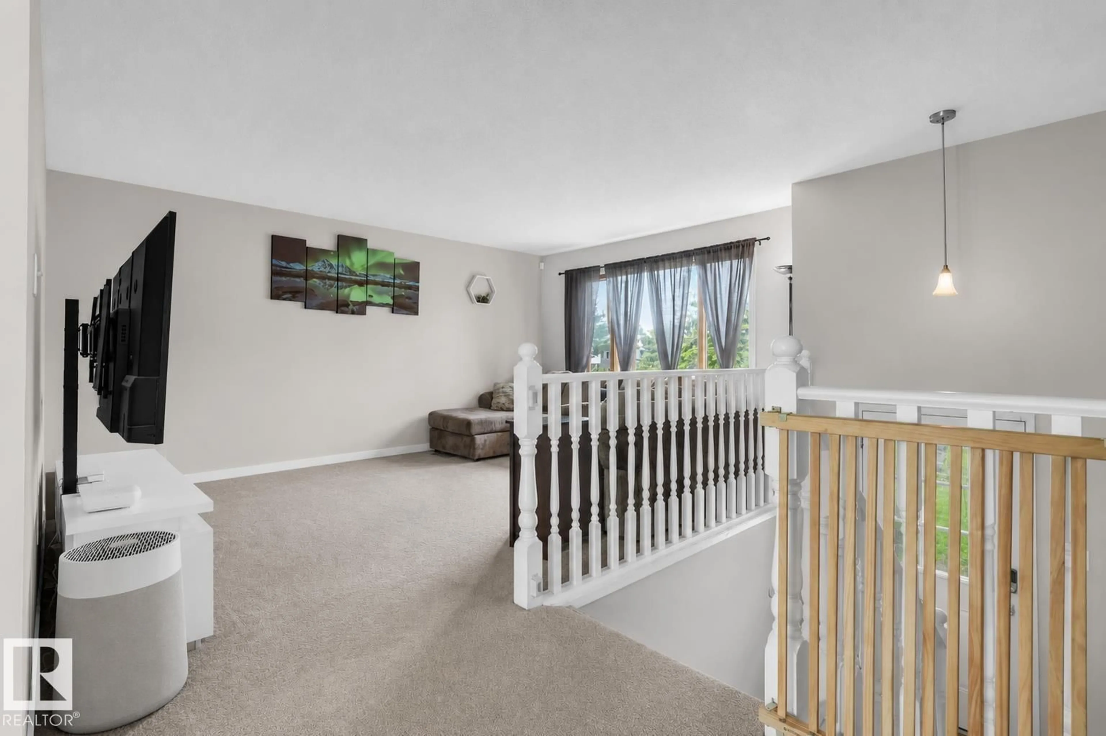 Indoor foyer for 6112 51 AV, Cold Lake Alberta T9M1T6