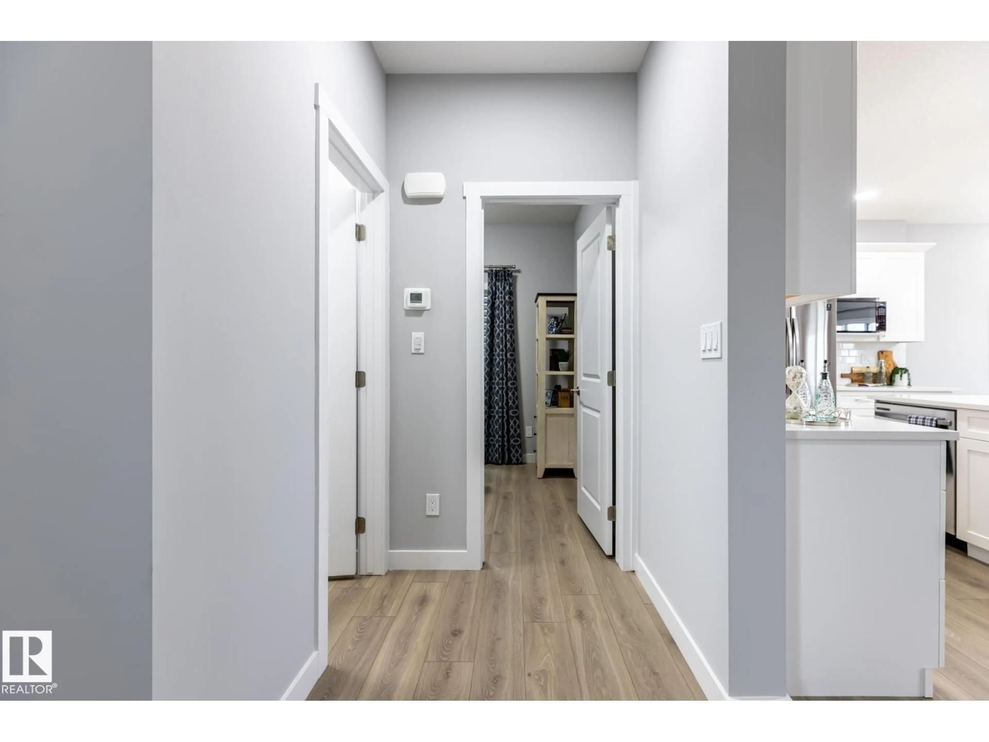 Indoor entryway for NW - 17820 70 ST, Edmonton Alberta T5Z0T3