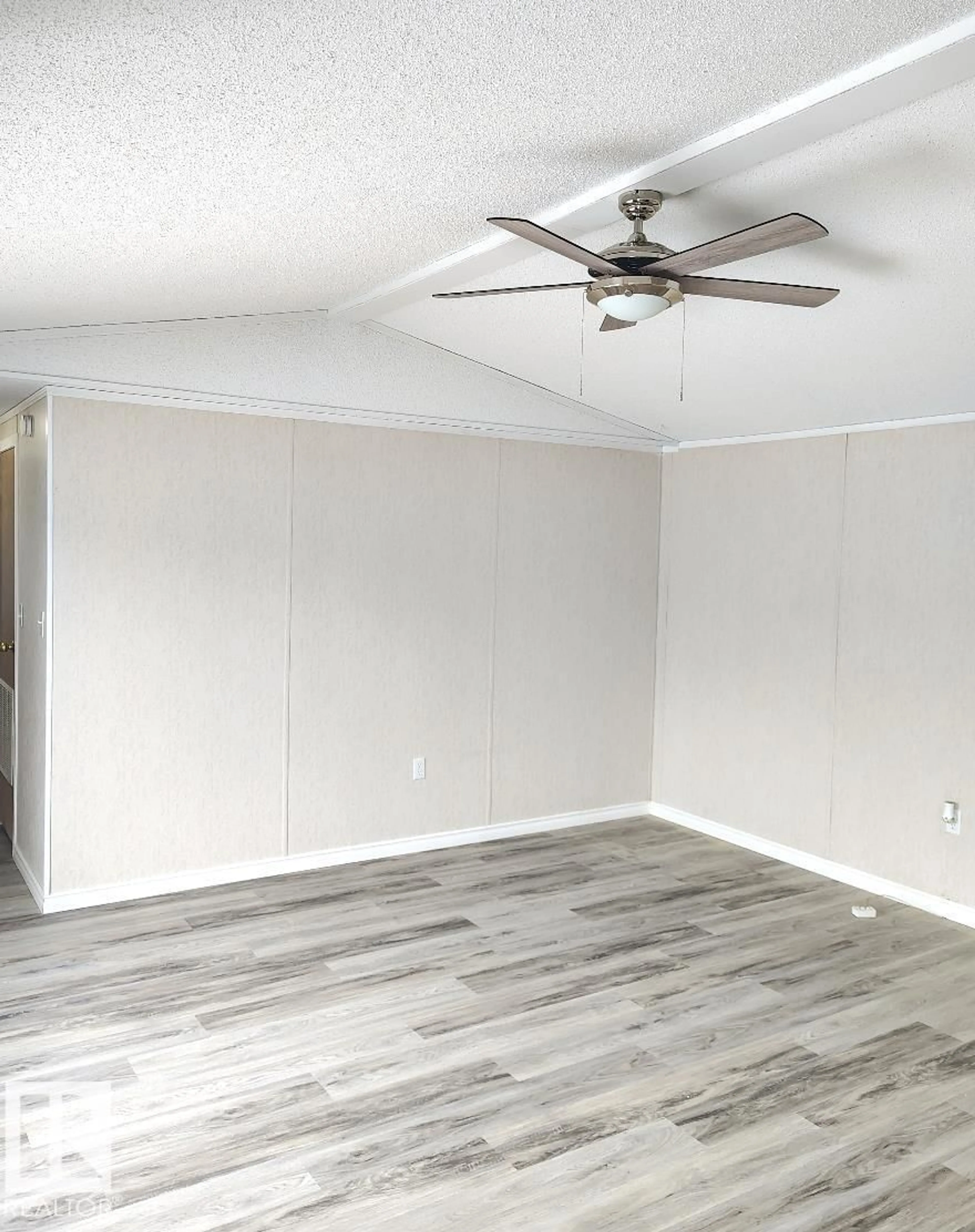A pic of a room for 45 - 4819 51 AVENUE, Millet Alberta T0C1Z0