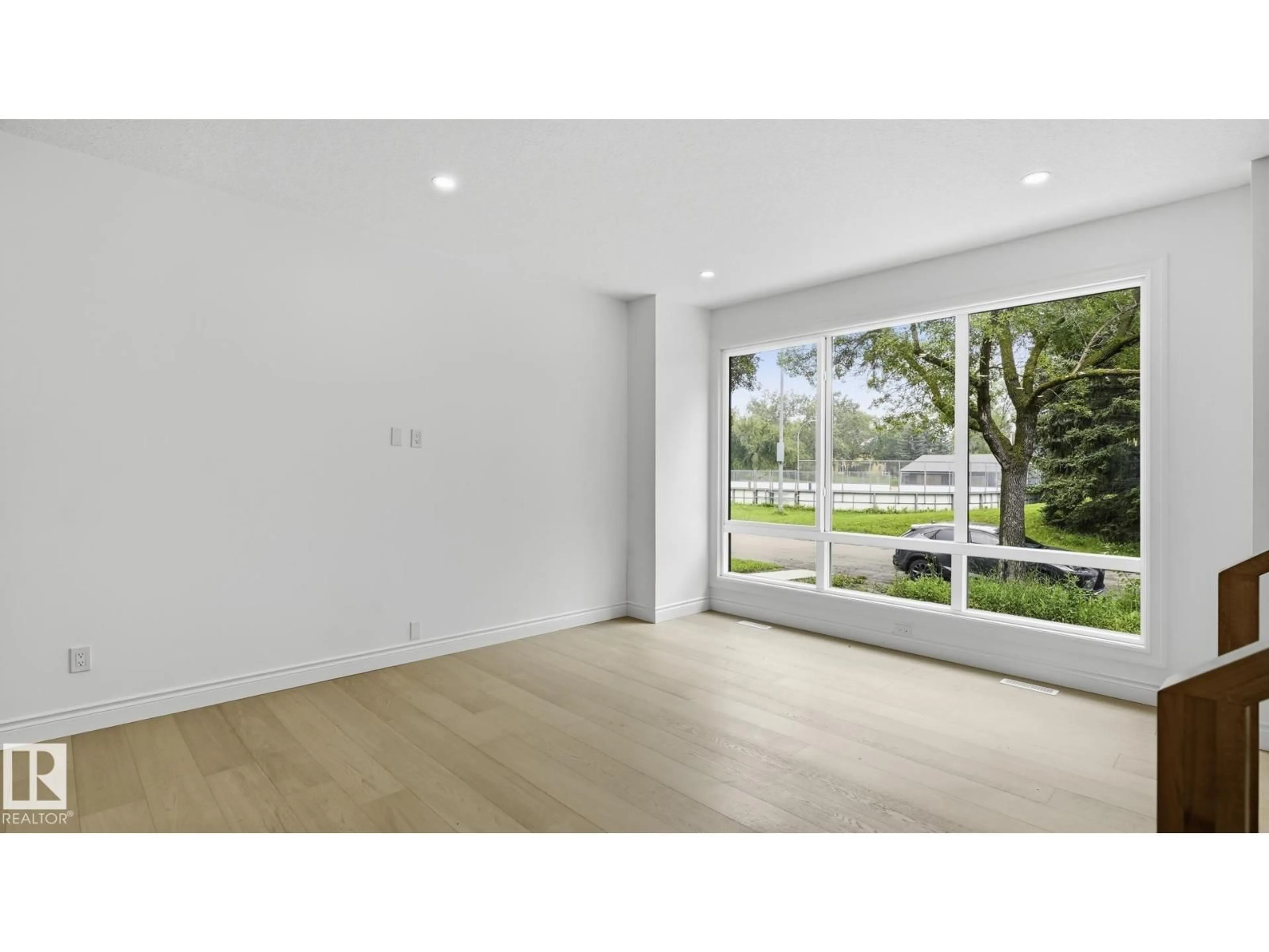 A pic of a room for NW - 9224 94 ST, Edmonton Alberta T6C3V5
