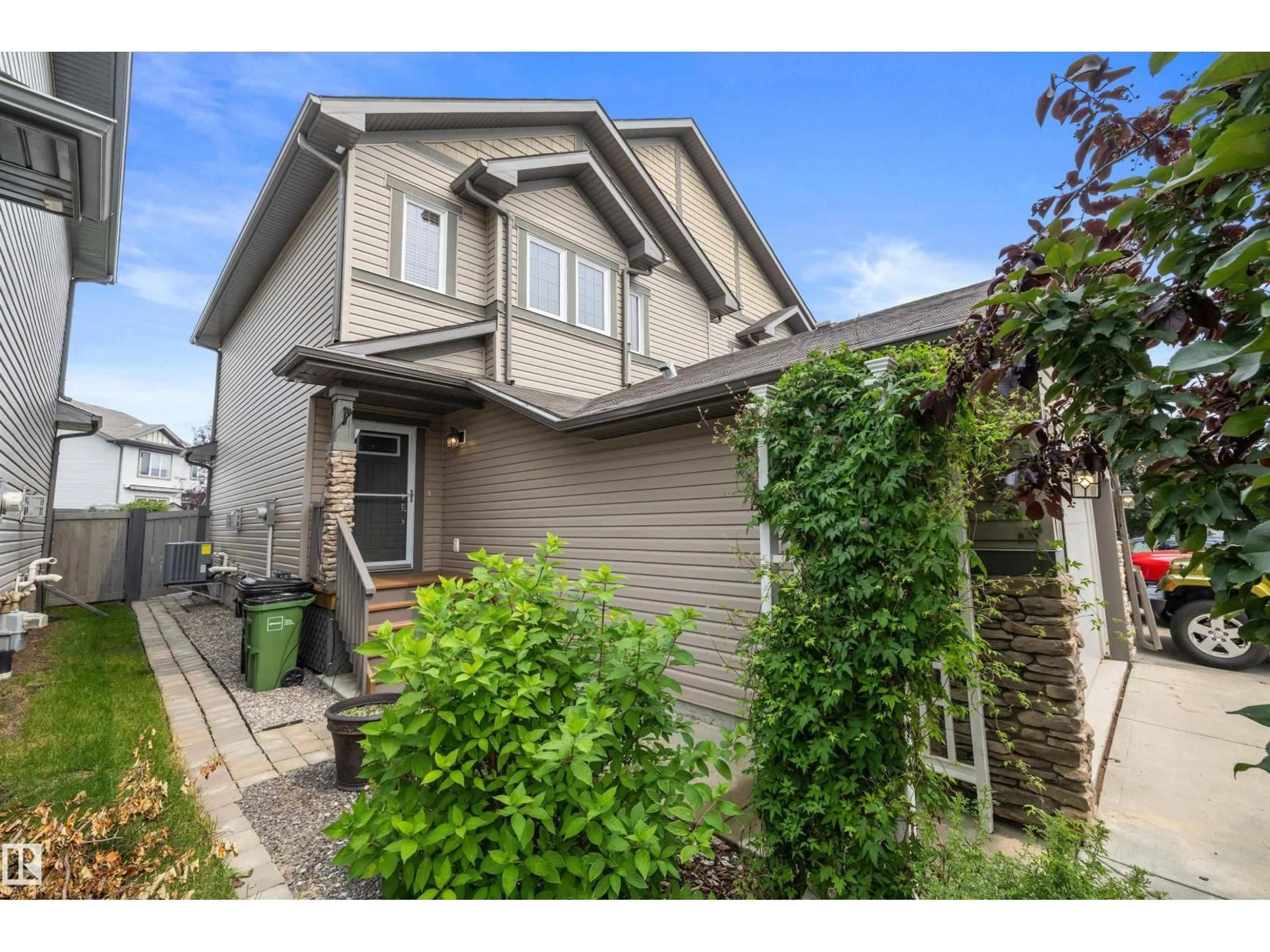 Unknown for SW - 17332 6 AV, Edmonton Alberta T6W2A7