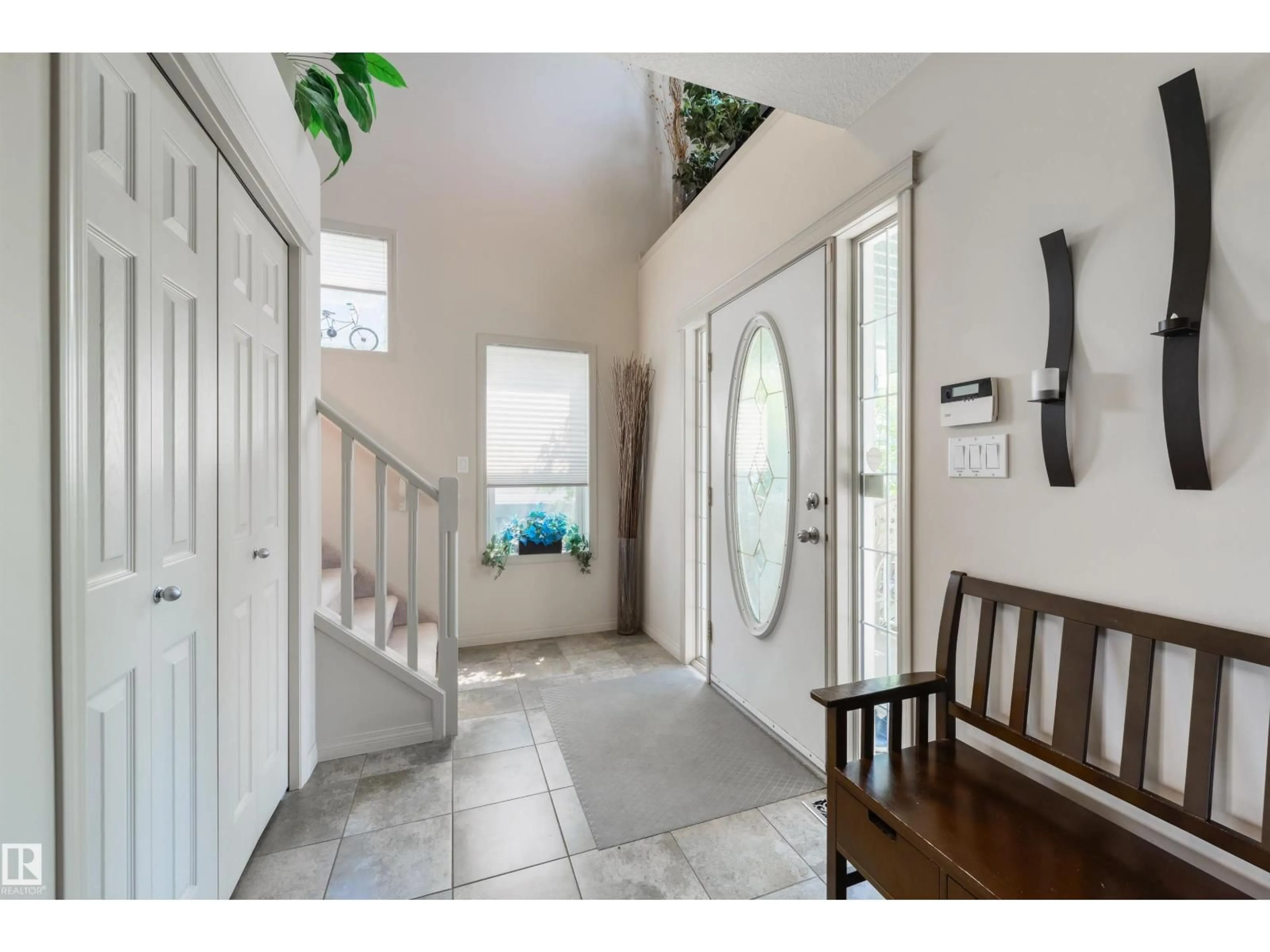 Indoor entryway for NW - 1211 HENWOOD PL, Edmonton Alberta T6R2X4