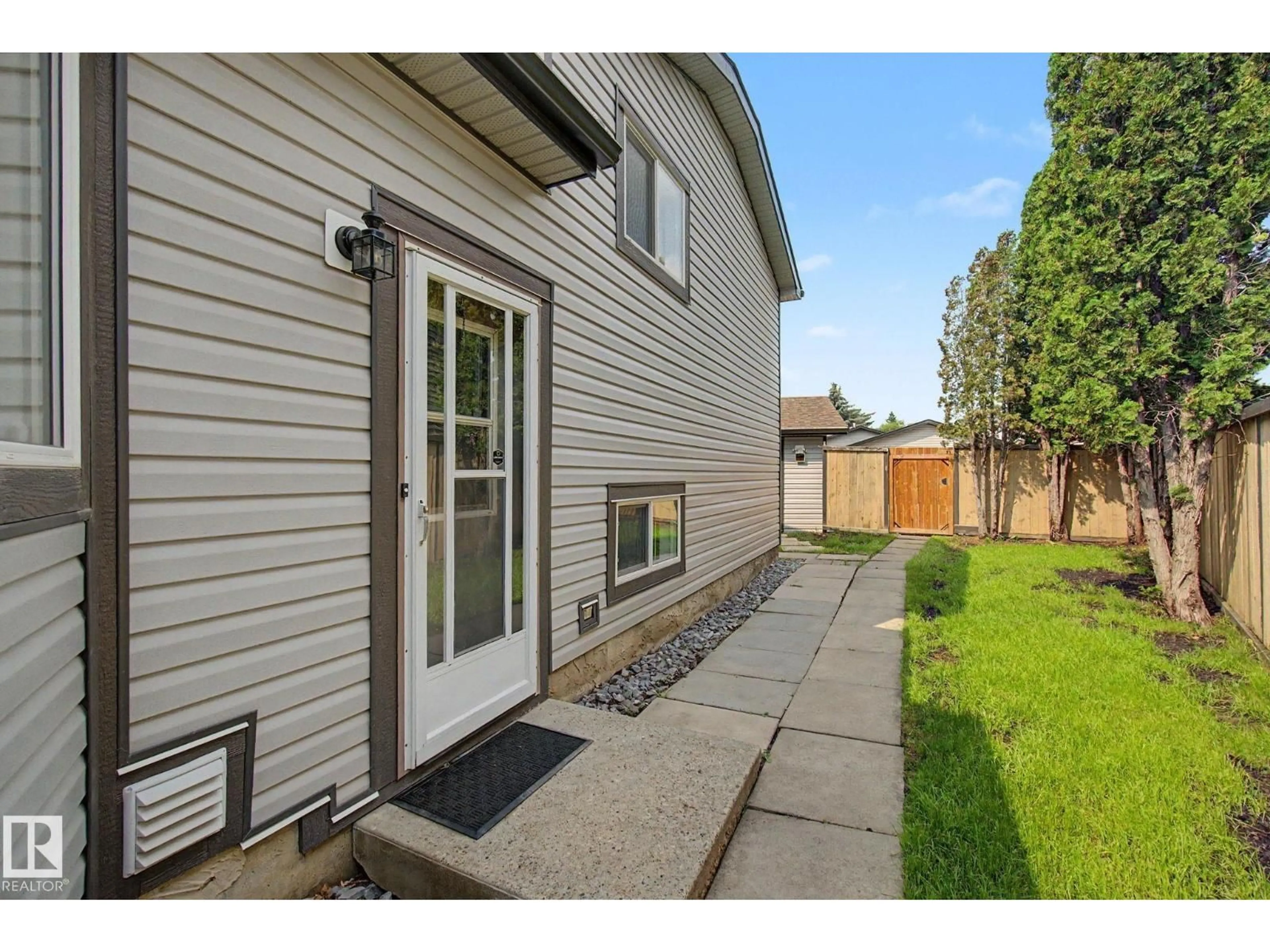 Unknown for 30 MATTHEW RD, Spruce Grove Alberta T7X2R2