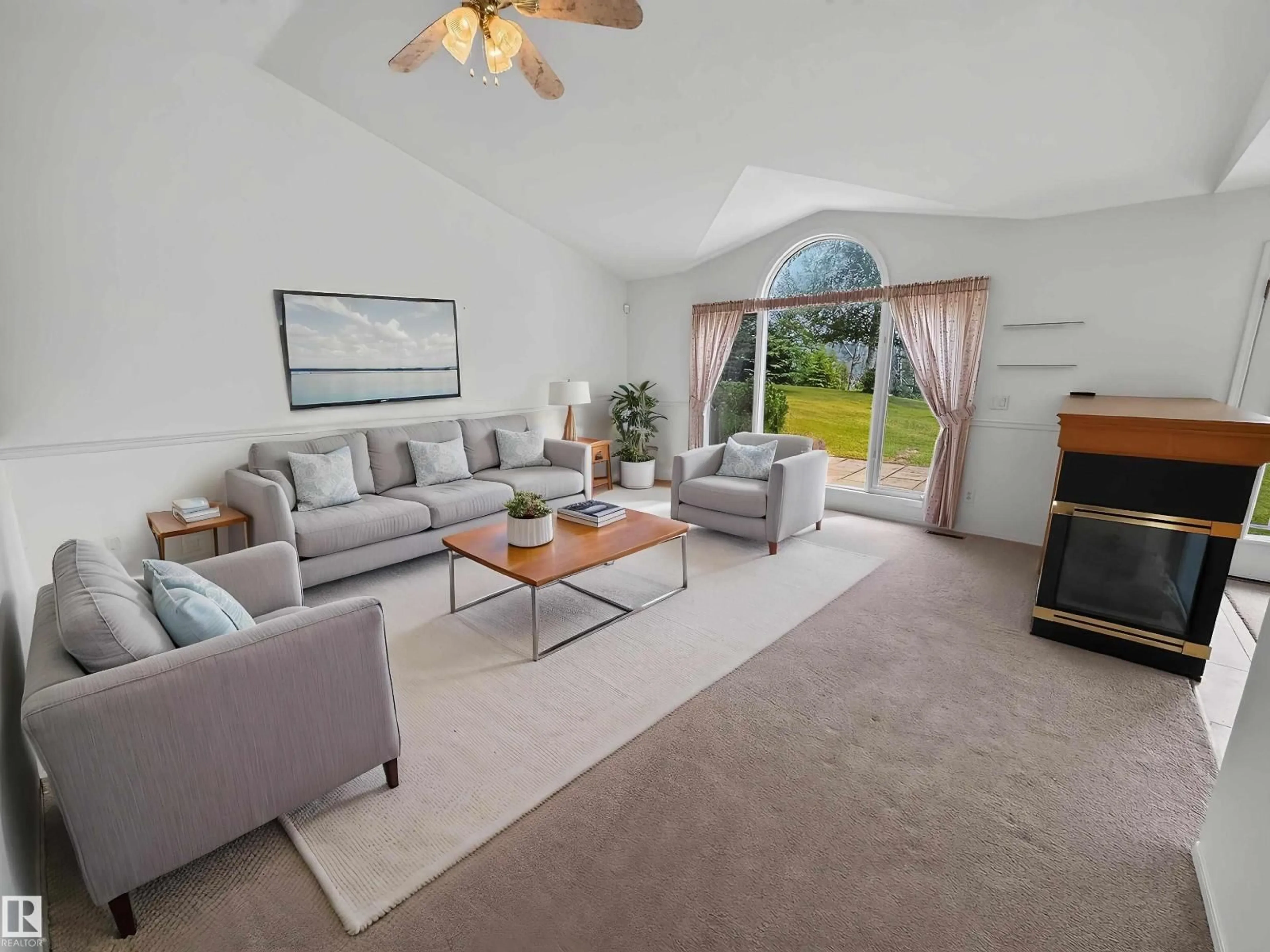 Living room with furniture, unknown for 15 - 26123 TWP ROAD 511, Rural Parkland County Alberta T7Y1B9