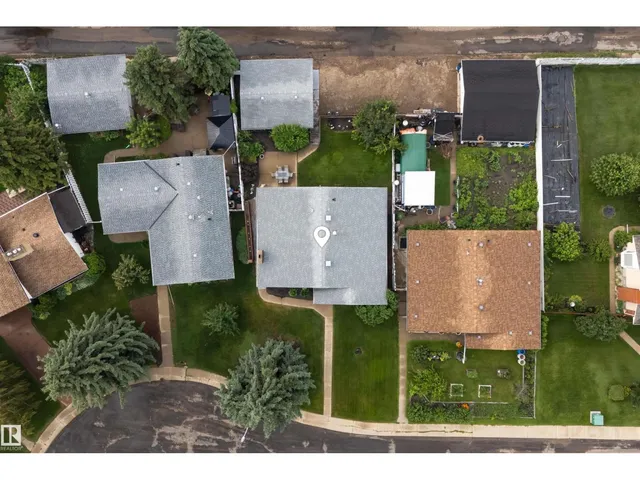 7011 141 AVENUE AVENUE, Edmonton 4