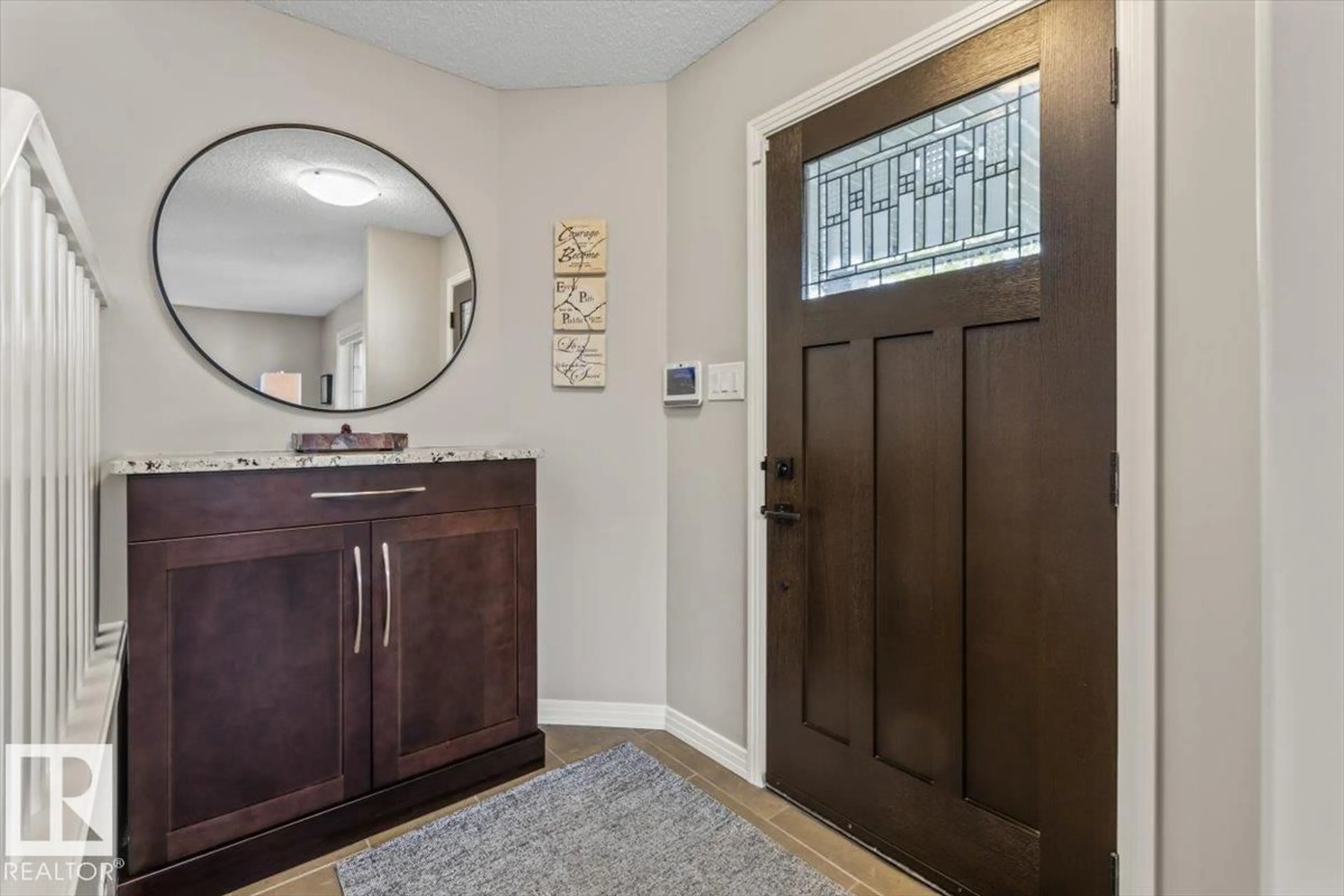 Indoor entryway for 1086 GRANTHAM DR, Edmonton Alberta T5T0W2