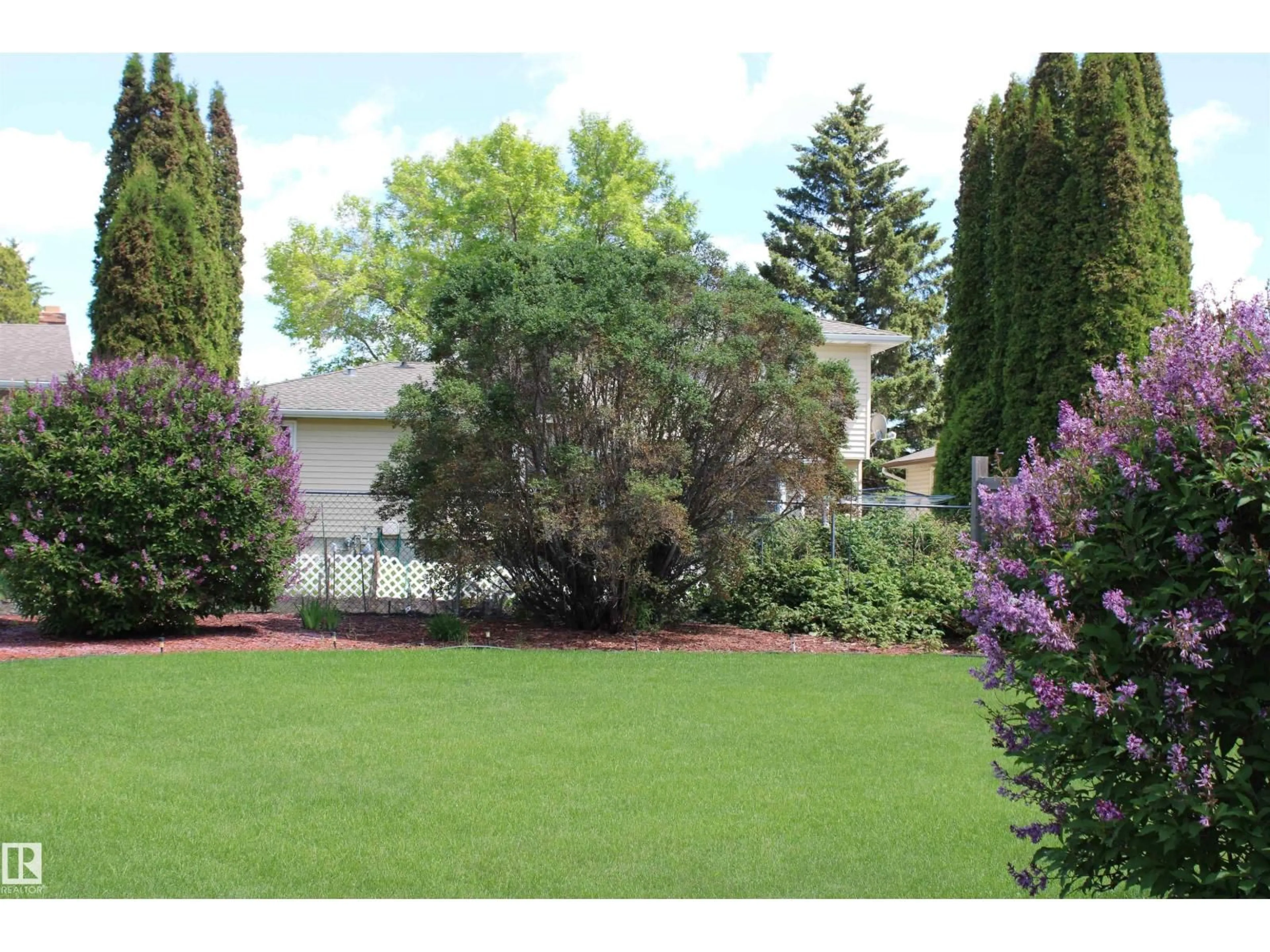 Unknown for 5203 45 ST, Beaumont Alberta T4X1J1