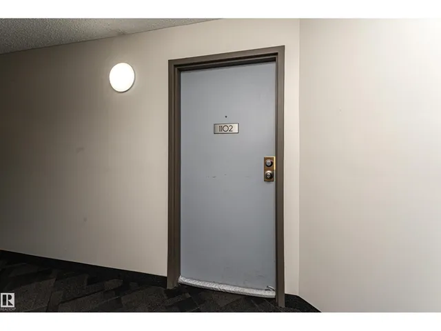 1102 SASKATCHEWAN DR, Edmonton 5