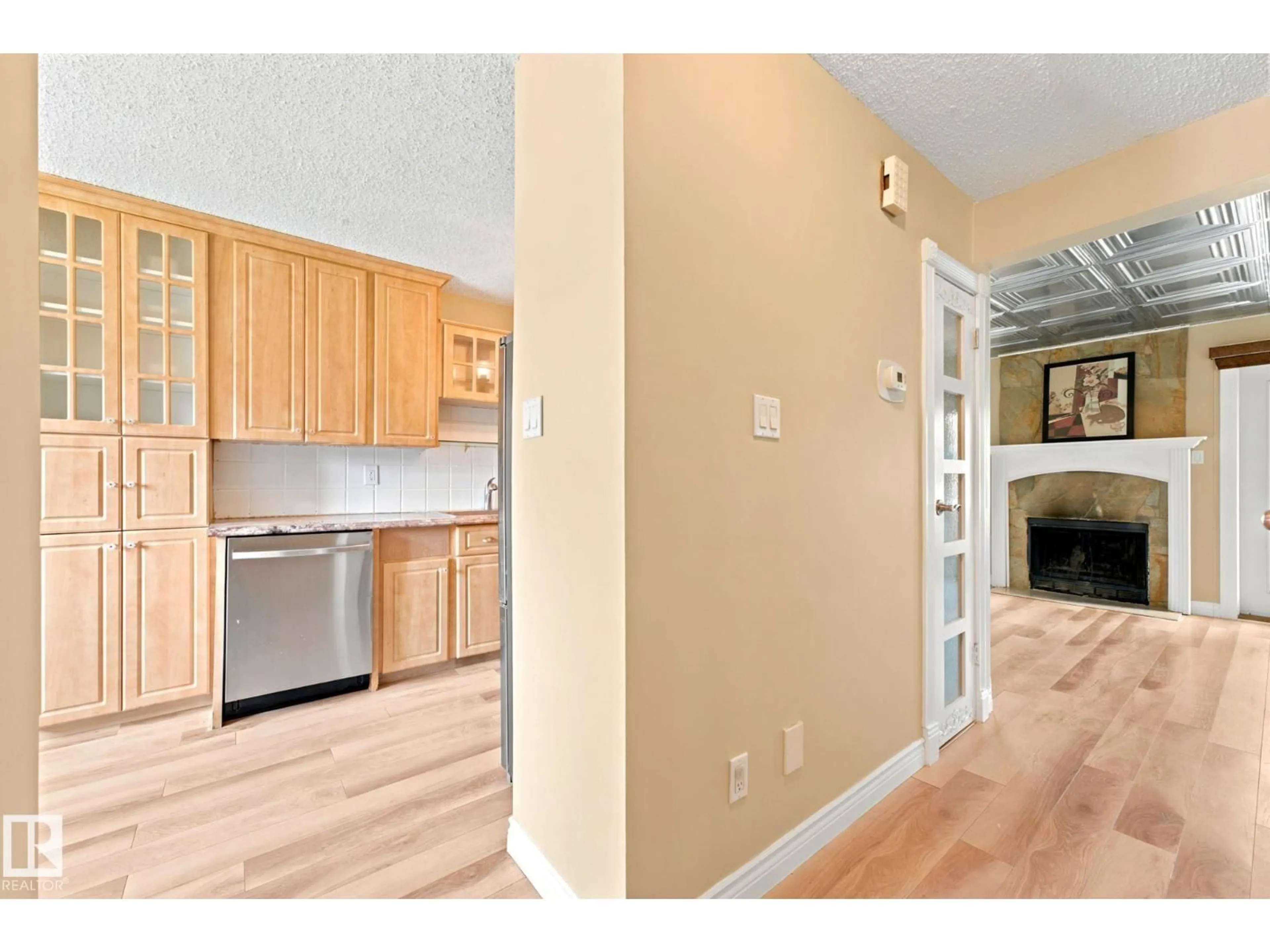 Open concept kitchen, unknown for #41 - 4707 126 AV, Edmonton Alberta T5A4K4