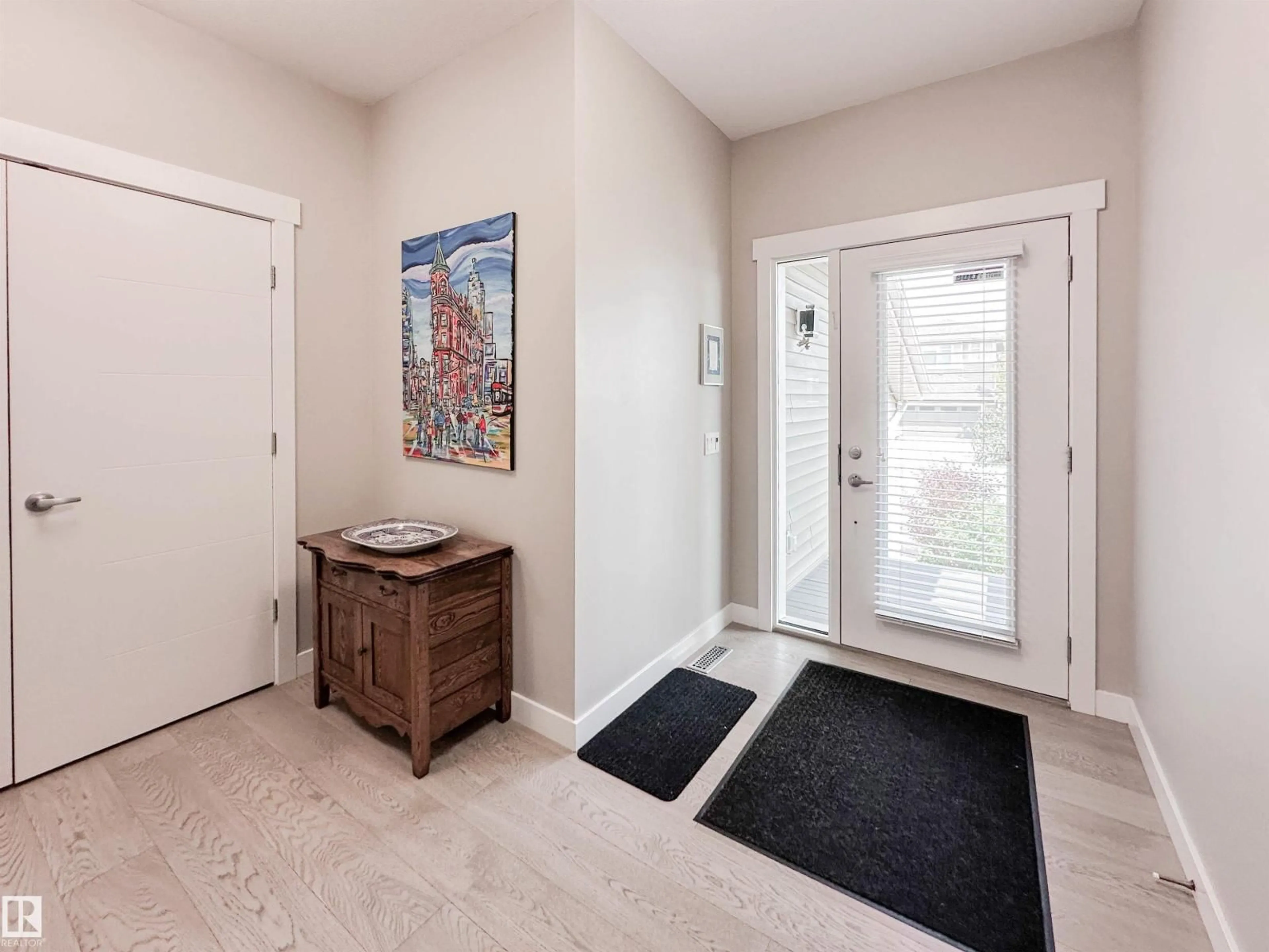 Indoor entryway for 134 JOYAL WY, St. Albert Alberta T8N7V3