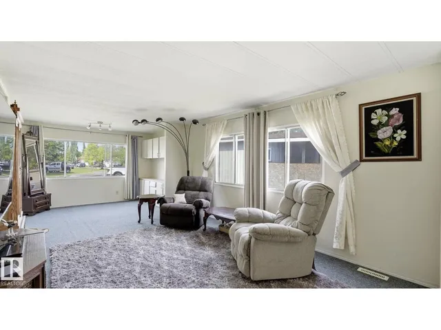 NW - 17 PARK RIDGE CR, Edmonton 3