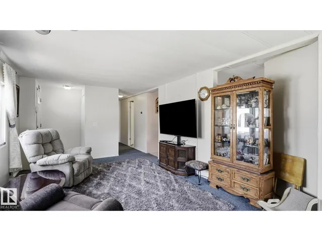 NW - 17 PARK RIDGE CR, Edmonton 5