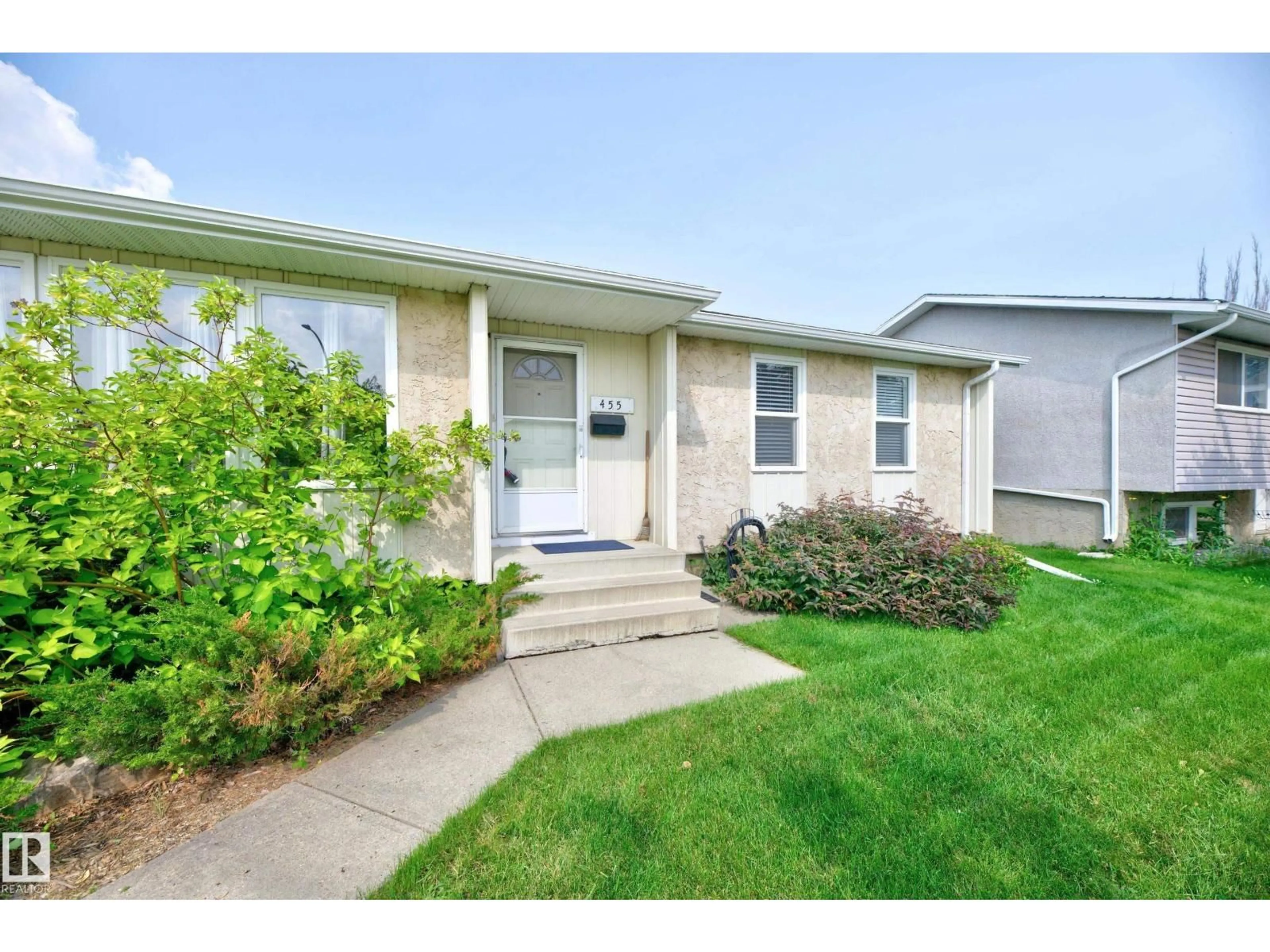 Home with vinyl exterior material, street for 455 HUFFMAN CR, Edmonton Alberta T5A4C7