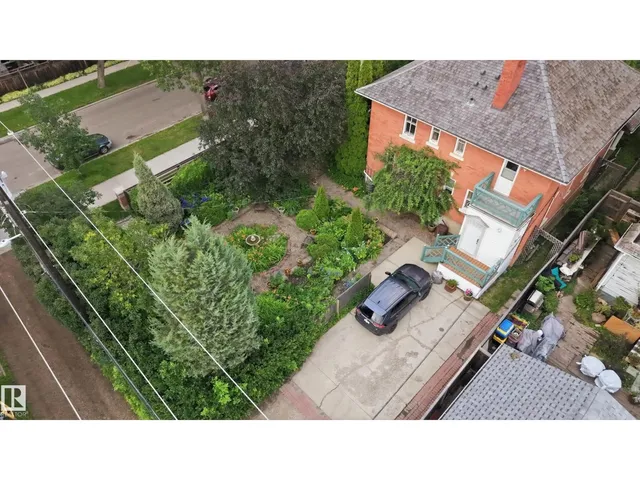 8520 104 ST, Edmonton 2