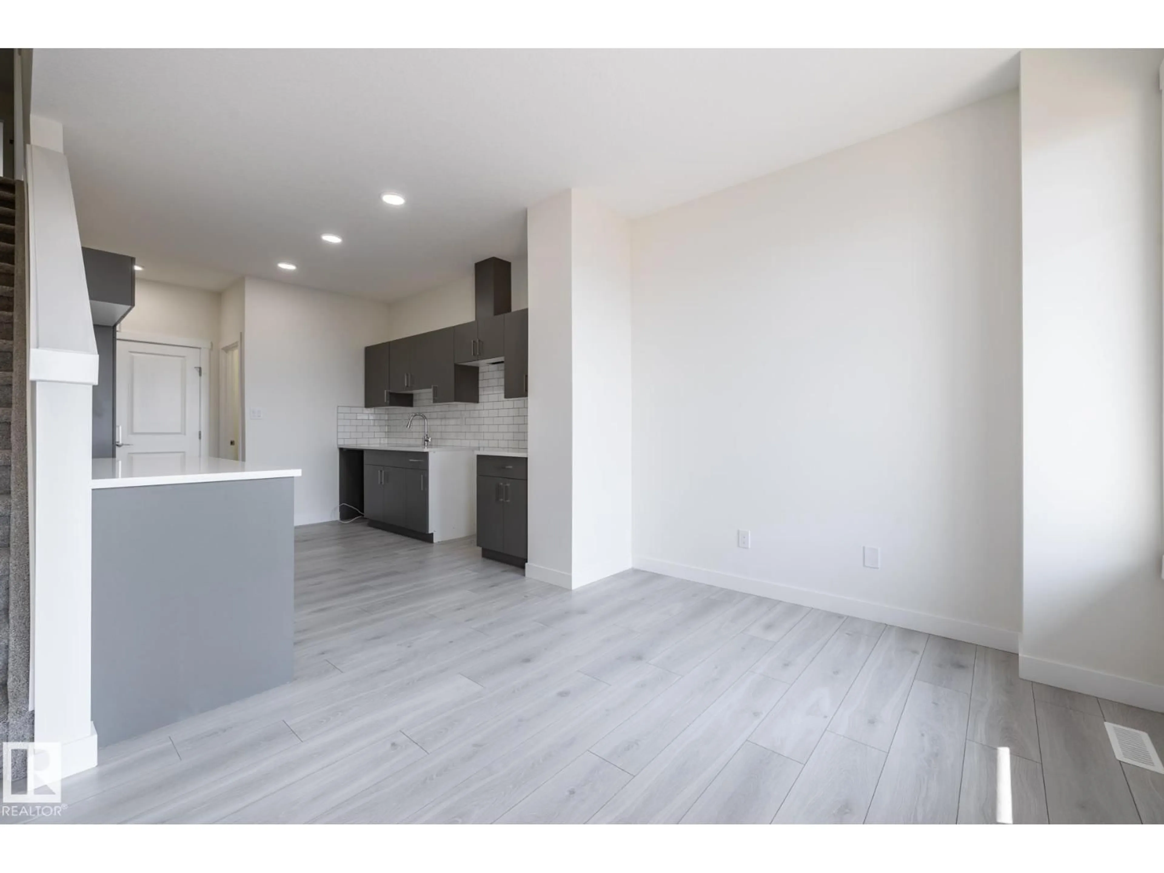 Unknown for #25 - 7020 KESWICK CM, Edmonton Alberta T6W5P8
