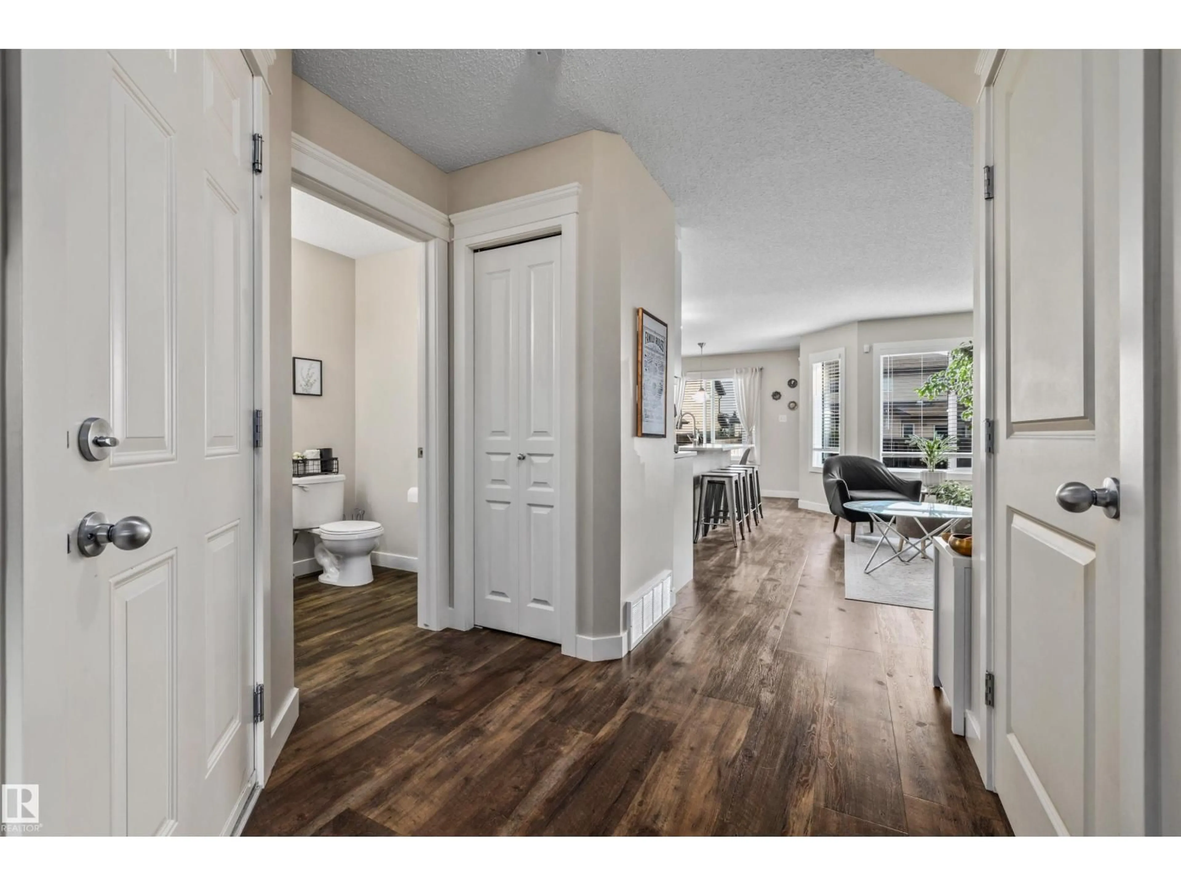 Indoor entryway for 70 WOODBRIDGE LI, Fort Saskatchewan Alberta T8L0H4