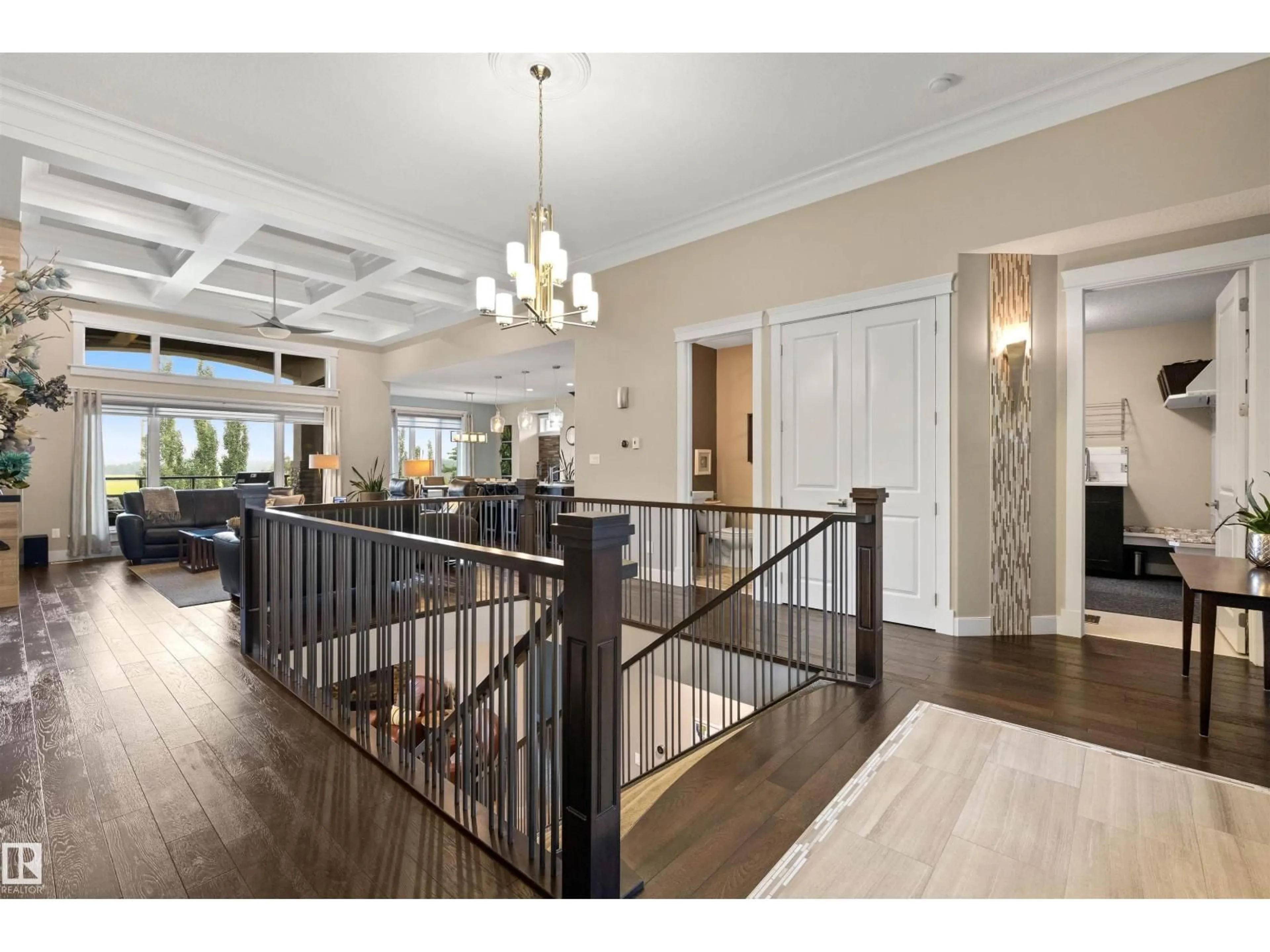 Indoor foyer for 151 RGE ROAD 250, Rural Sturgeon County Alberta T8T0C9