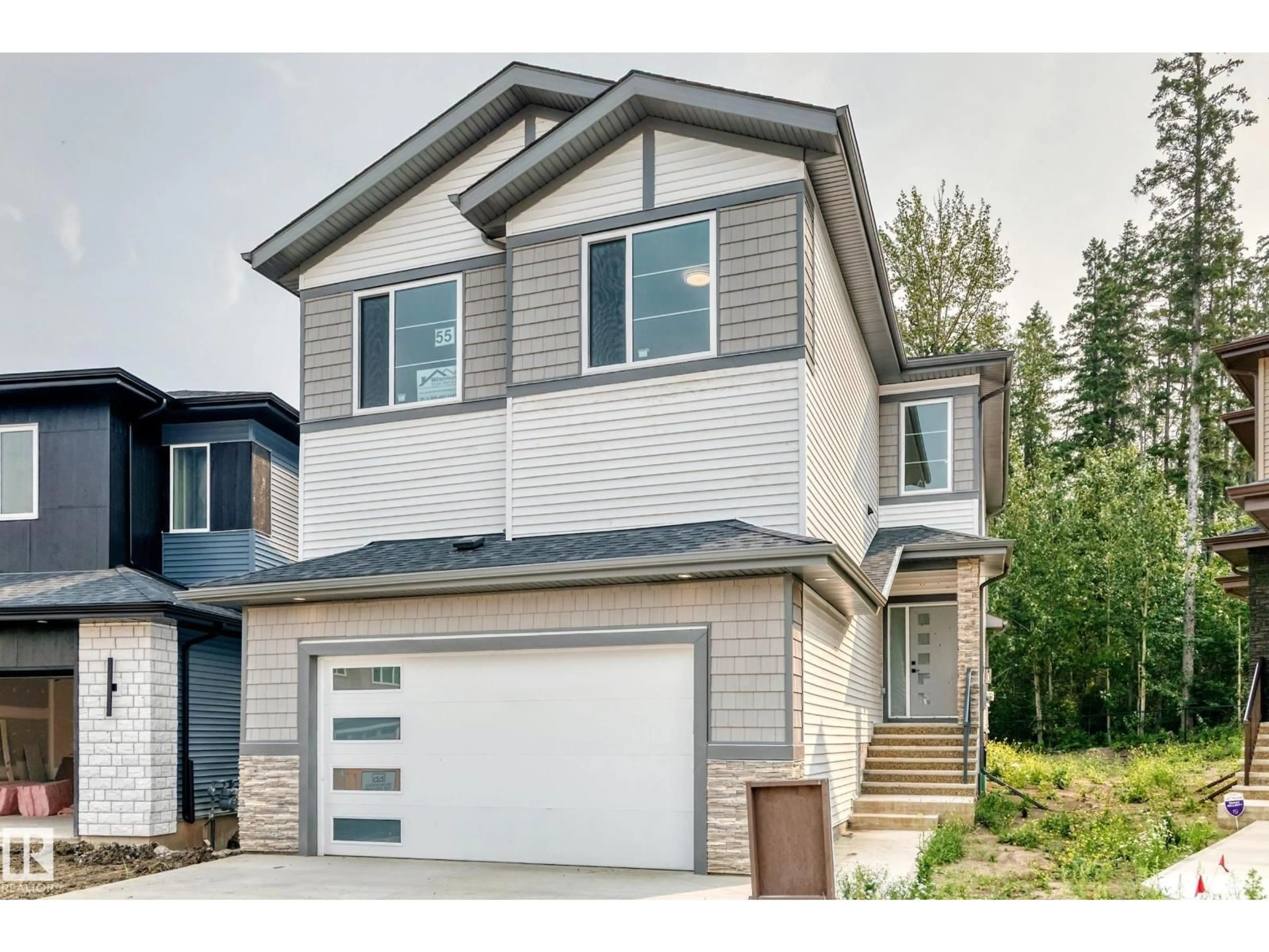 Home with vinyl exterior material, street for 55 MEADOWGROVE LN, Spruce Grove Alberta T7X0W2