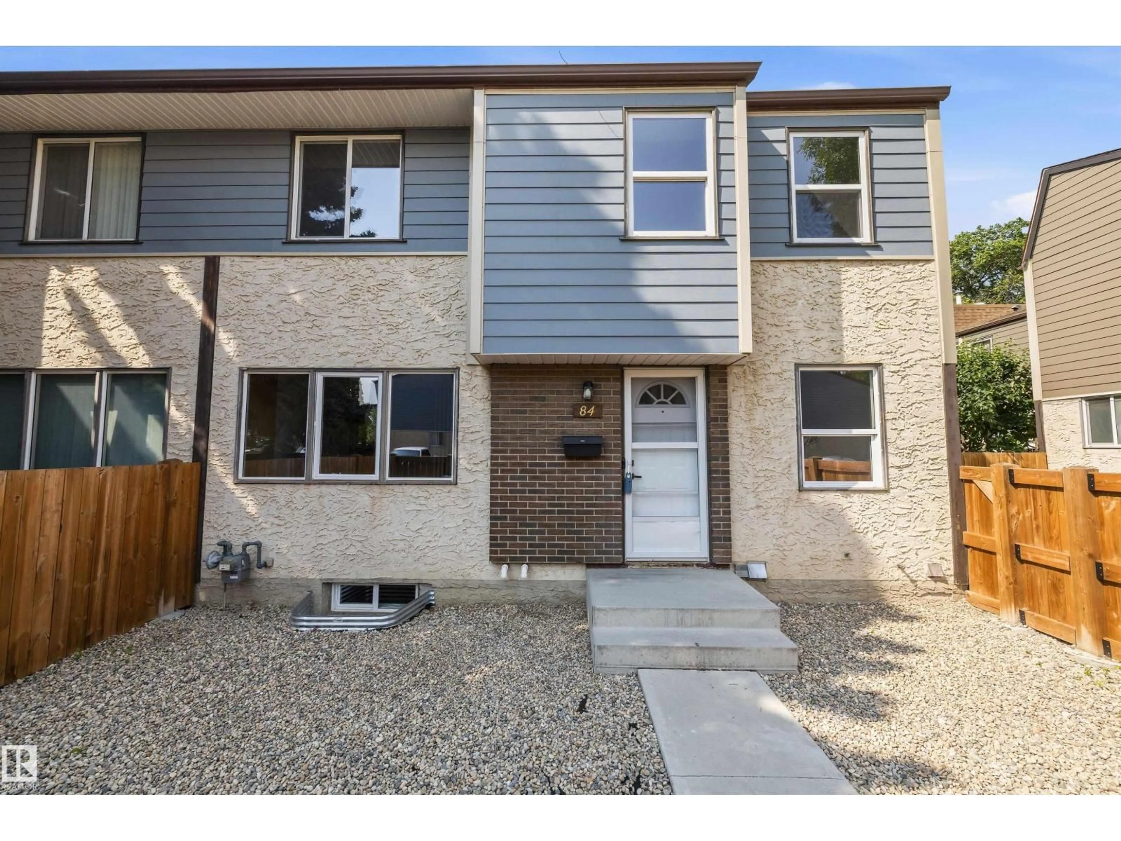 Home with brick exterior material, street for 84 WILLOWDALE PLACE, Edmonton Alberta T5T1Z4
