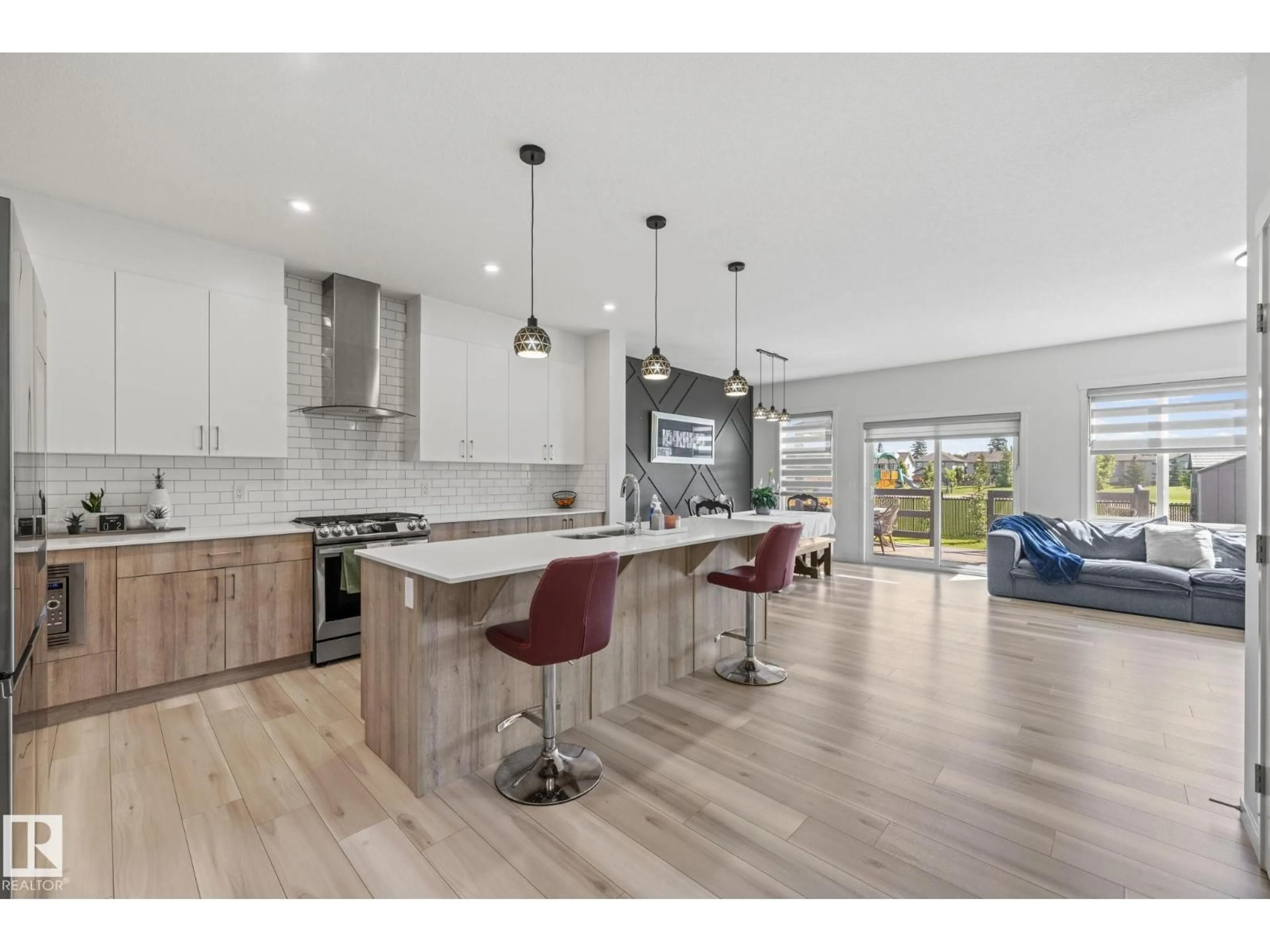 Open concept kitchen, unknown for 1931 WESTERRA LN, Stony Plain Alberta T7Z0M9