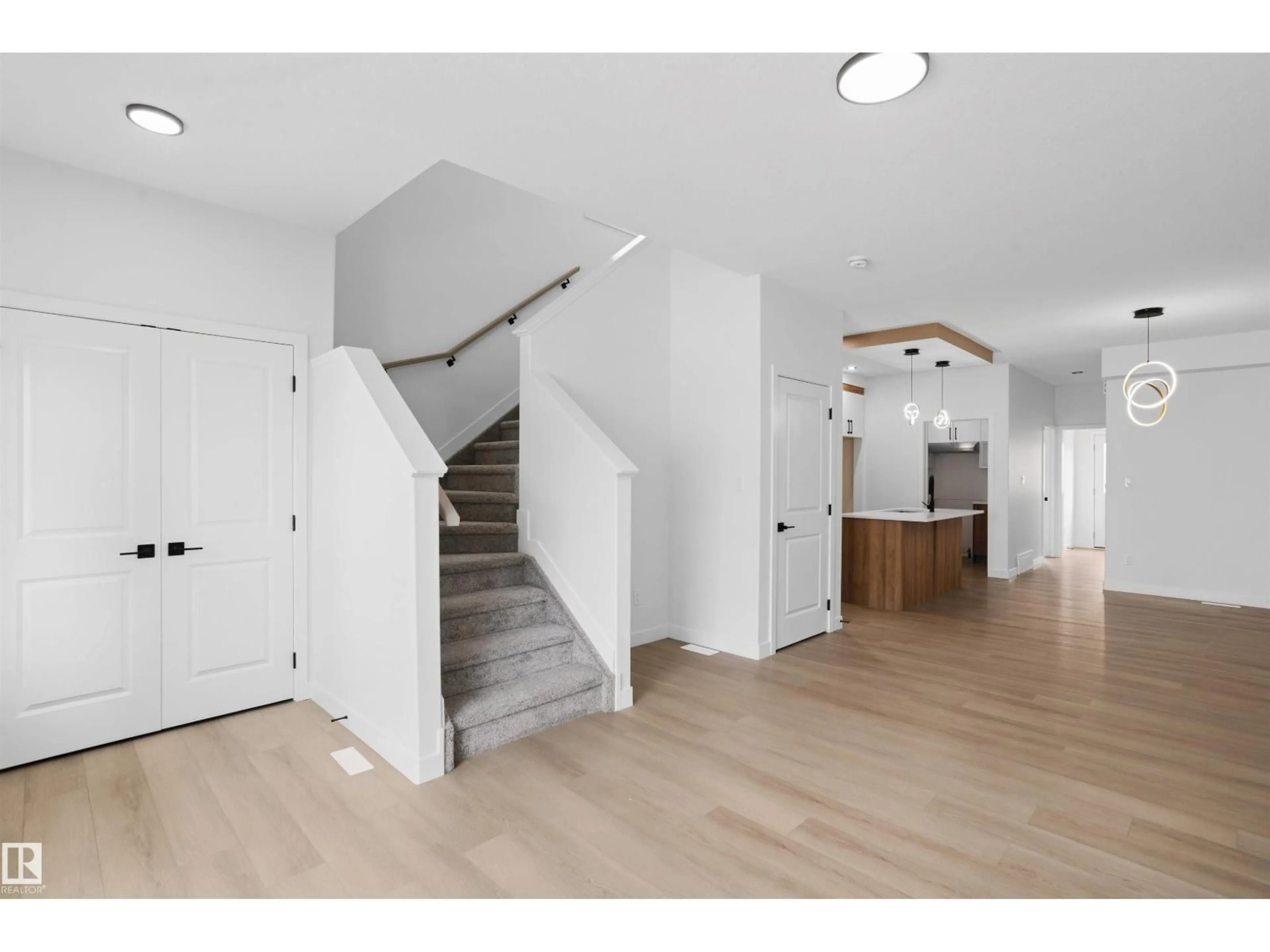 Unknown for NW - 1563 211 ST, Edmonton Alberta T6M3P1