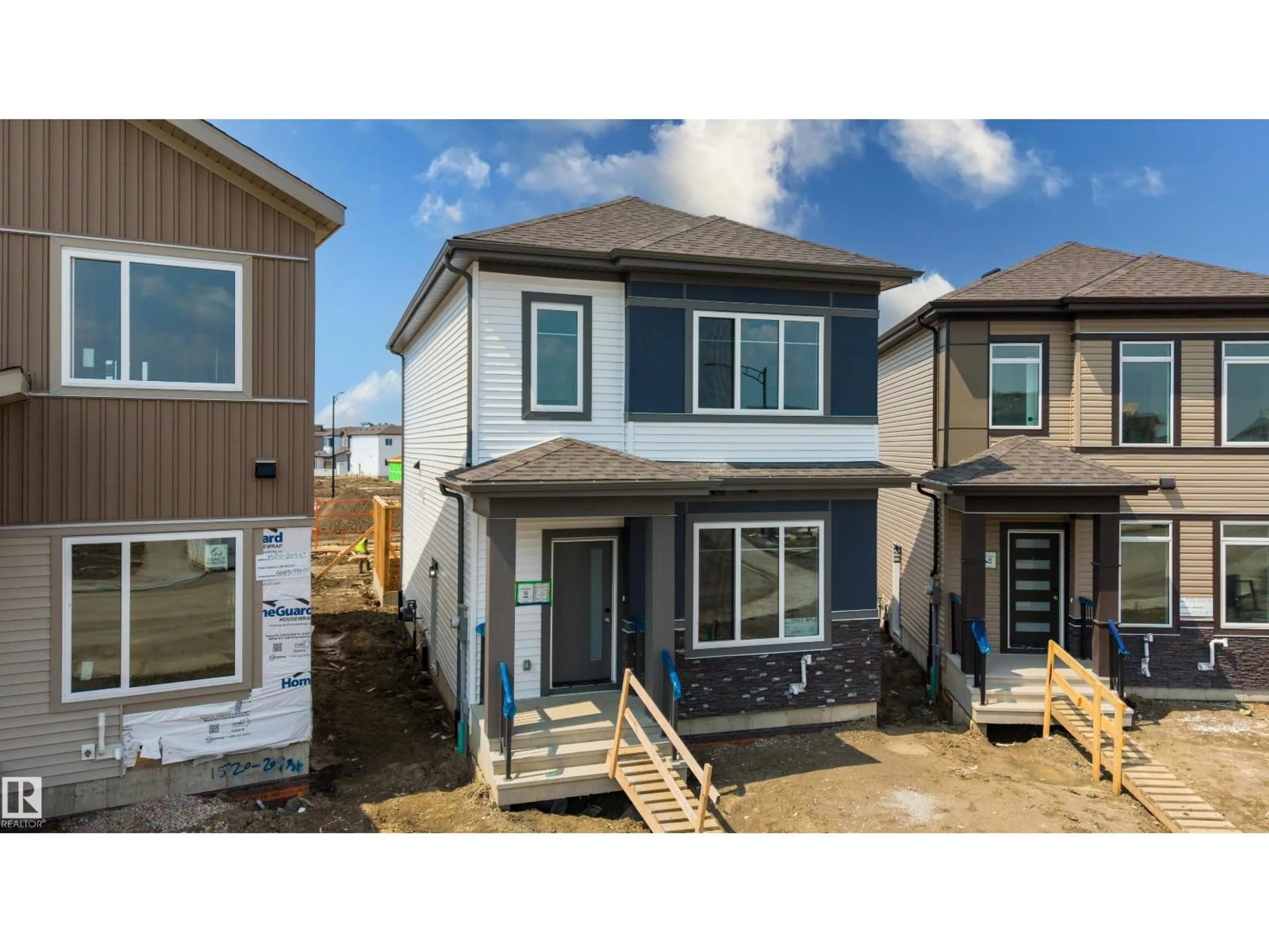 Unknown for NW - 1524 209 ST, Edmonton Alberta T6M3N8