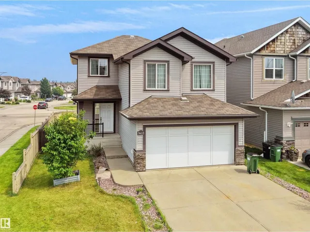 NW - 3623 15A ST, Edmonton 2