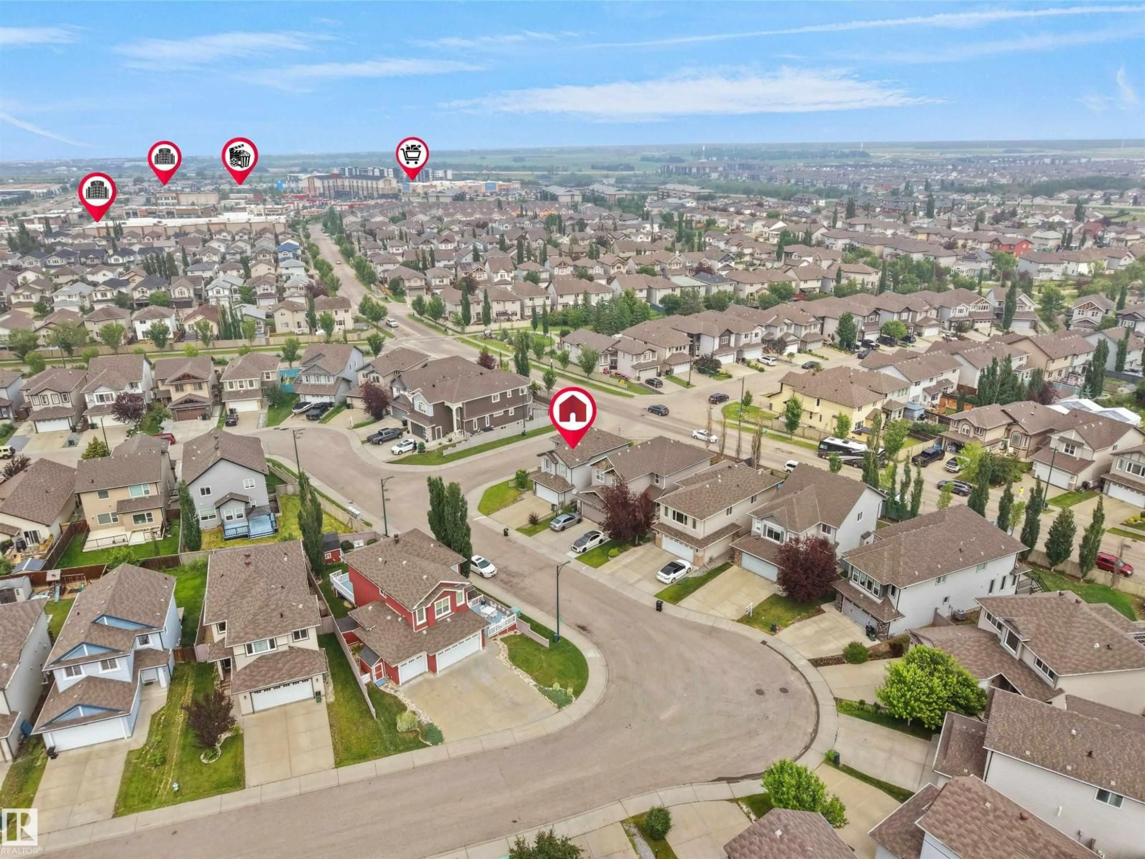 A pic from outside/outdoor area/front of a property/back of a property/a pic from drone, street for NW - 3623 15A ST, Edmonton Alberta T6T0M4