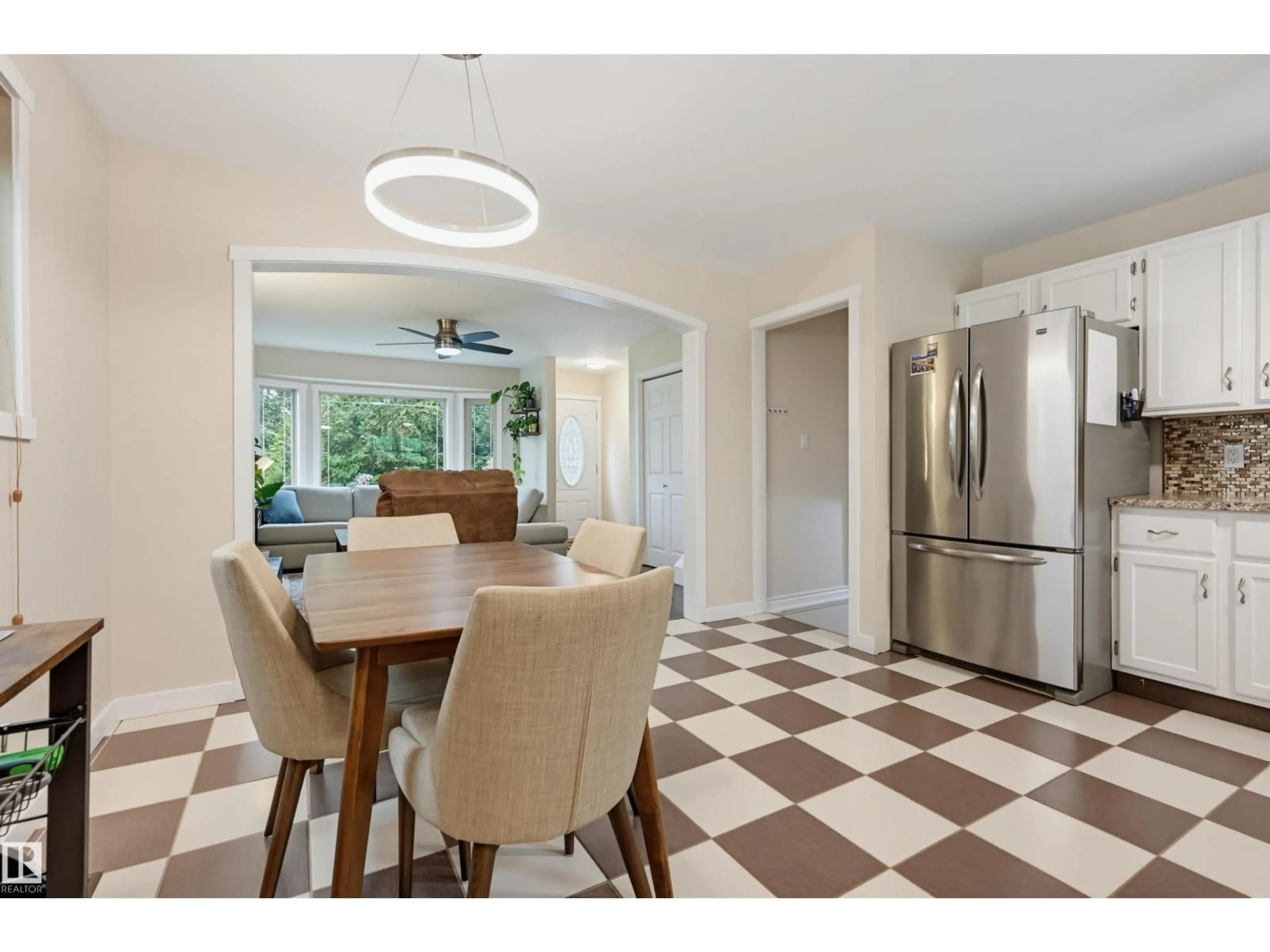 Open concept kitchen, ceramic/tile floor for NW - 8316 189A ST, Edmonton Alberta T5T4Z6