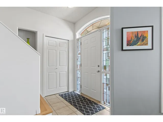 NW - 9135 100B AV, Edmonton 5