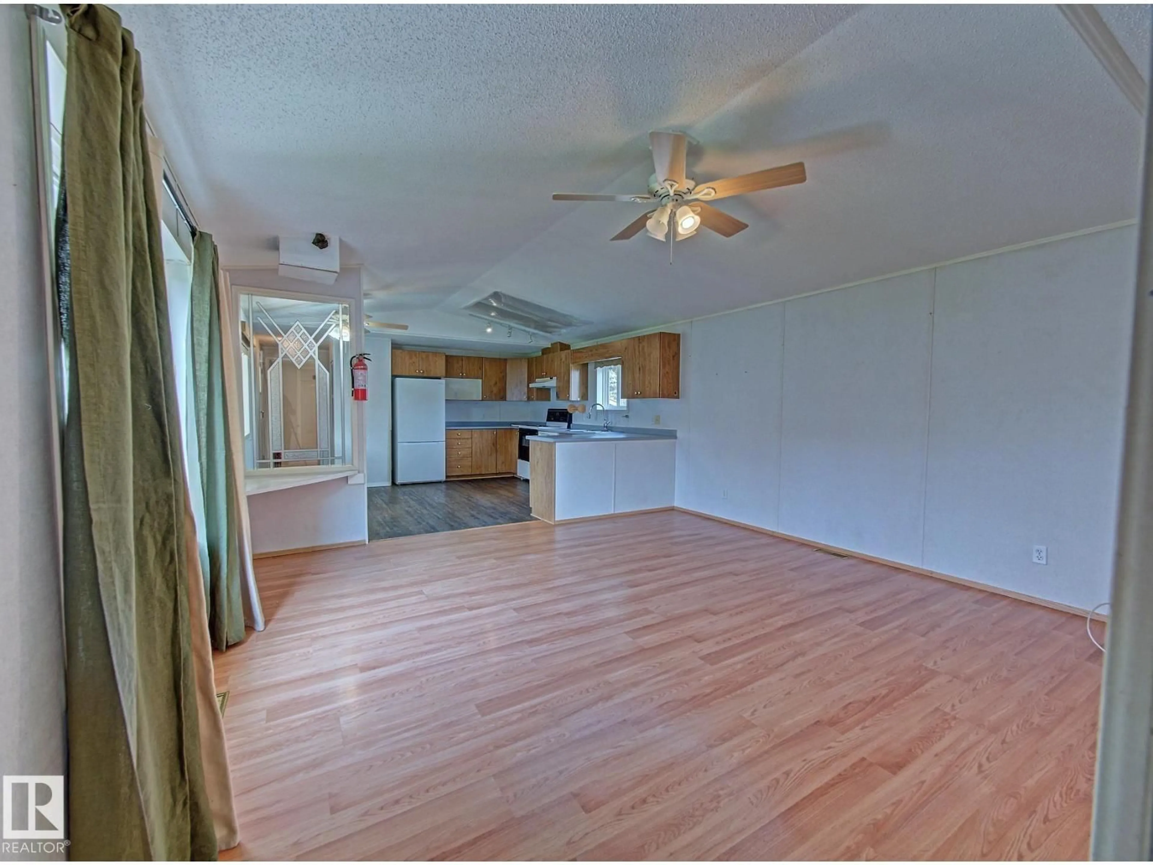 A pic of a room for 5434 EASTVIEW CR, Redwater Alberta T0A2W0
