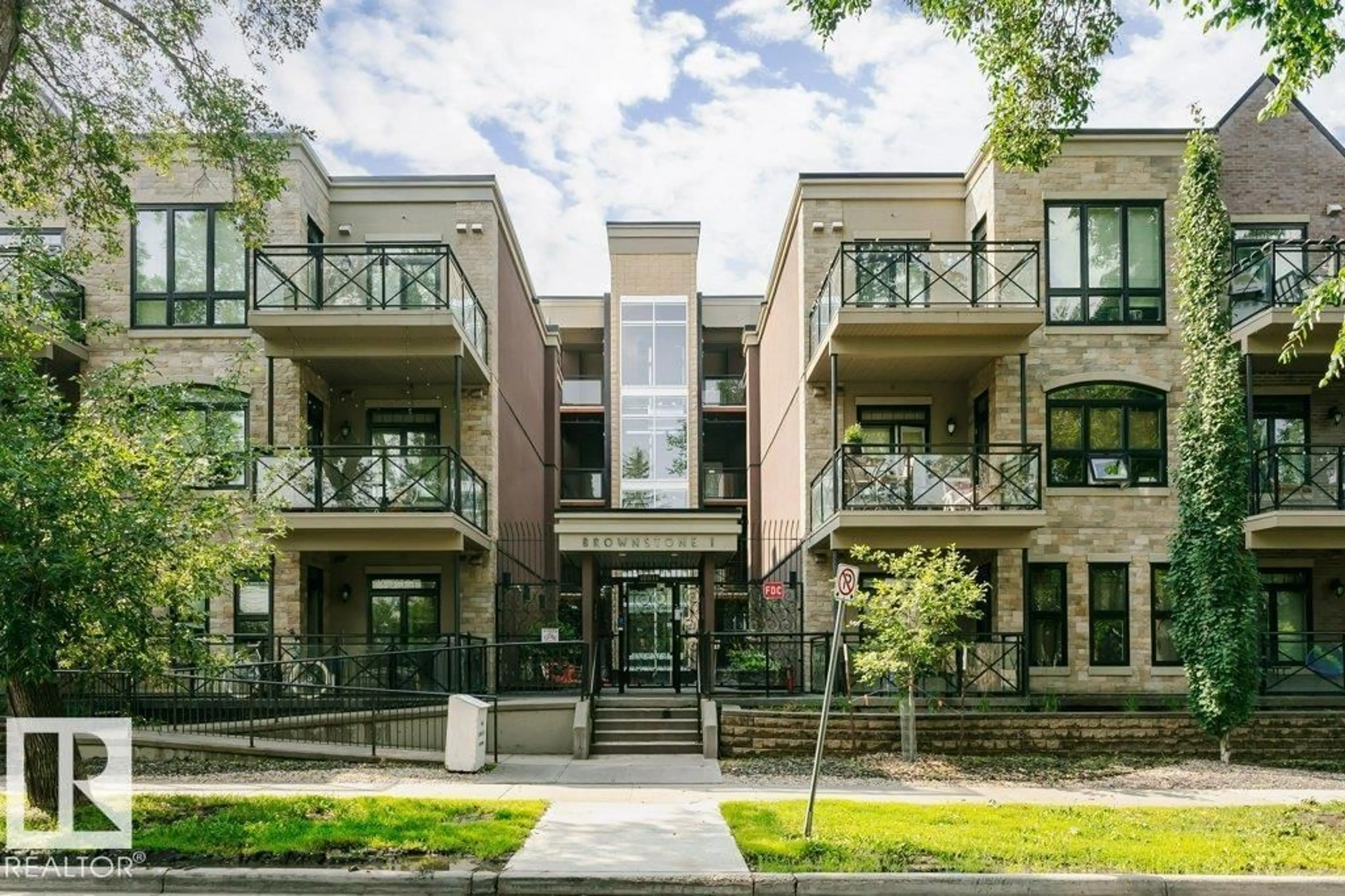 Home with brick exterior material, unknown for 209 - 10811 72 AV NW, Edmonton Alberta T6E1A4