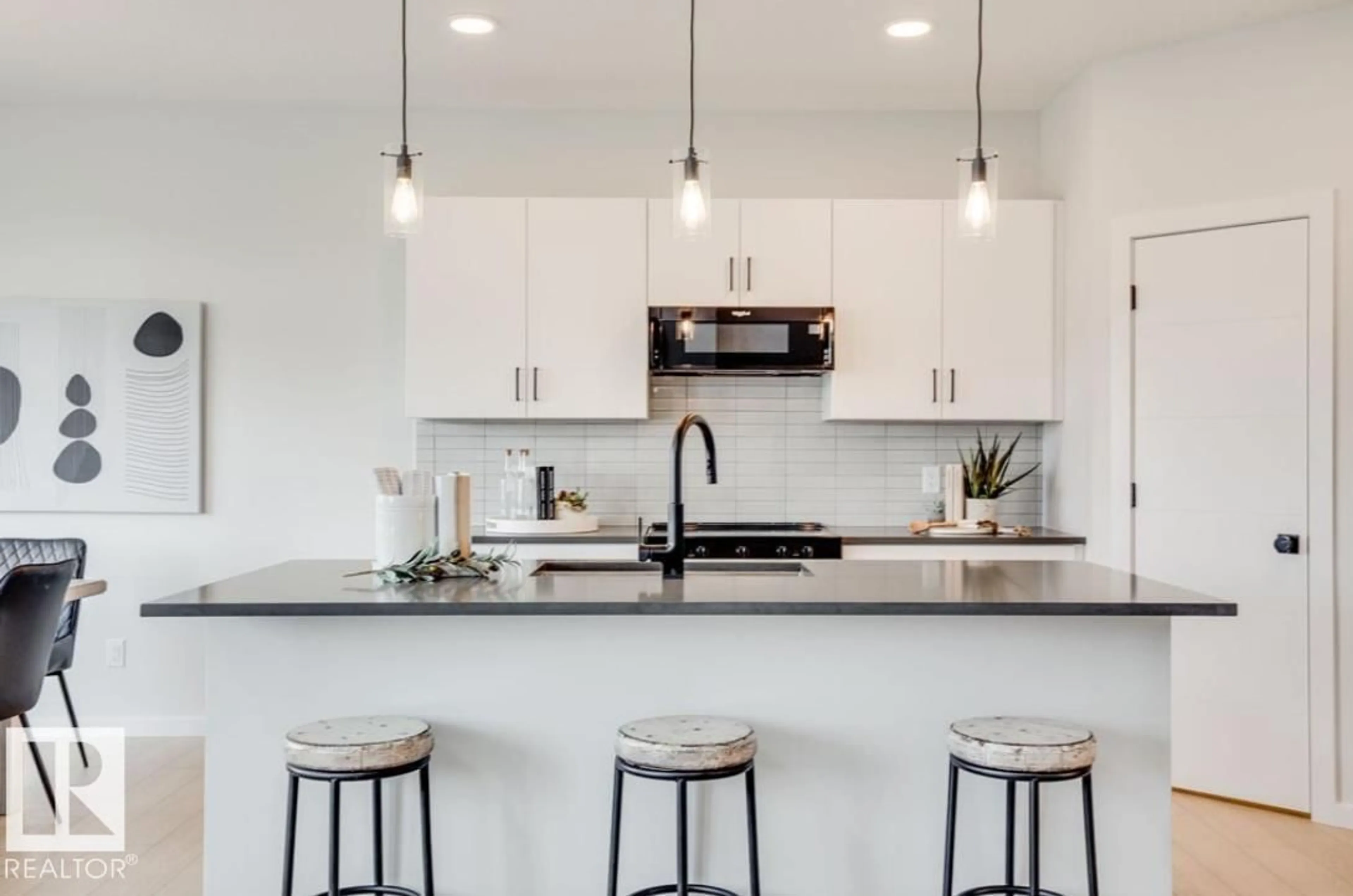 Contemporary kitchen, unknown for 5509 69 STREET, Beaumont Alberta T4X2Z7