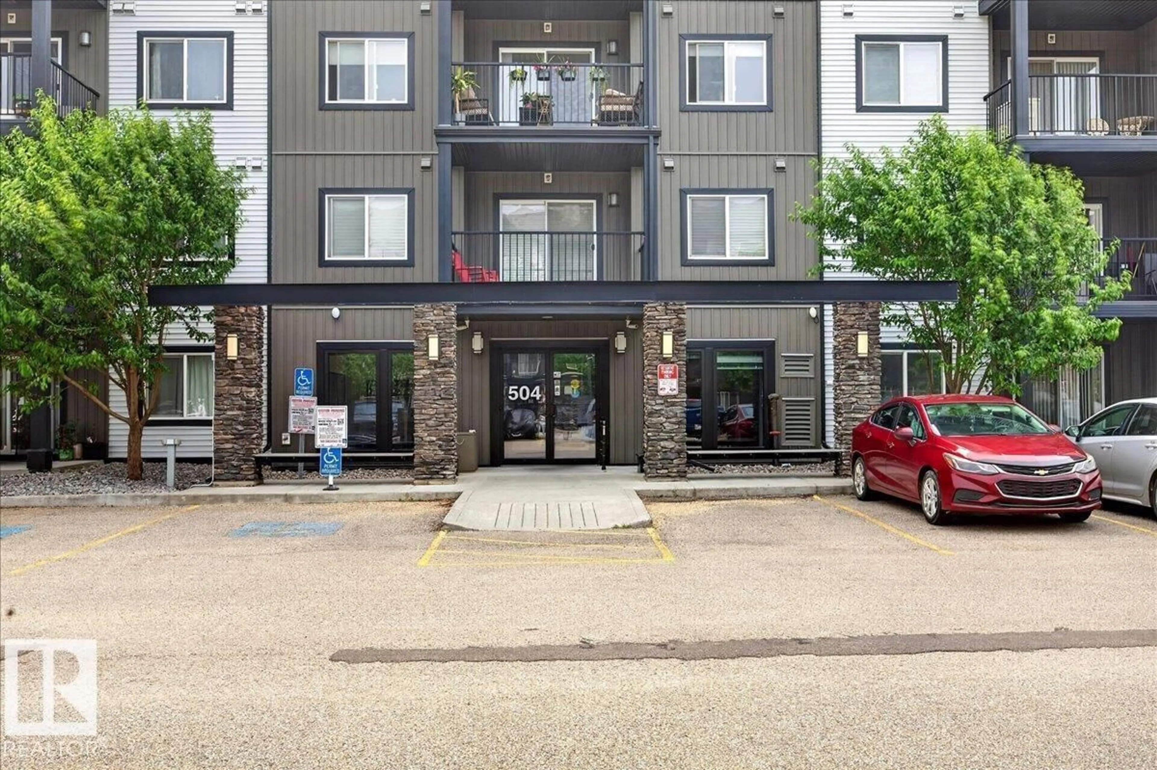 Patio, unknown for 504 - 226 ALBANY WY, Edmonton Alberta T6V0H3